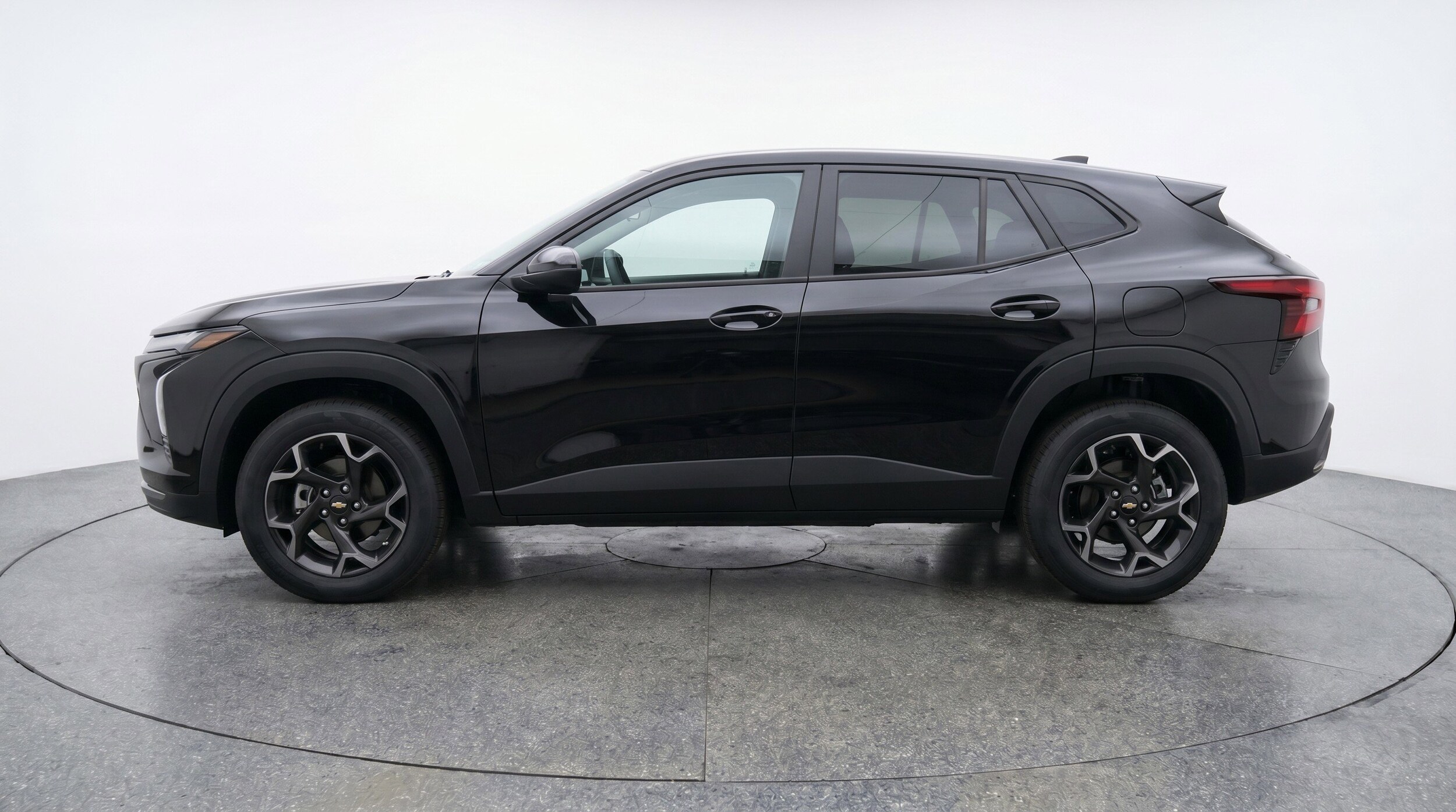 Thumbnail: 2025 Chevrolet Trax - 5