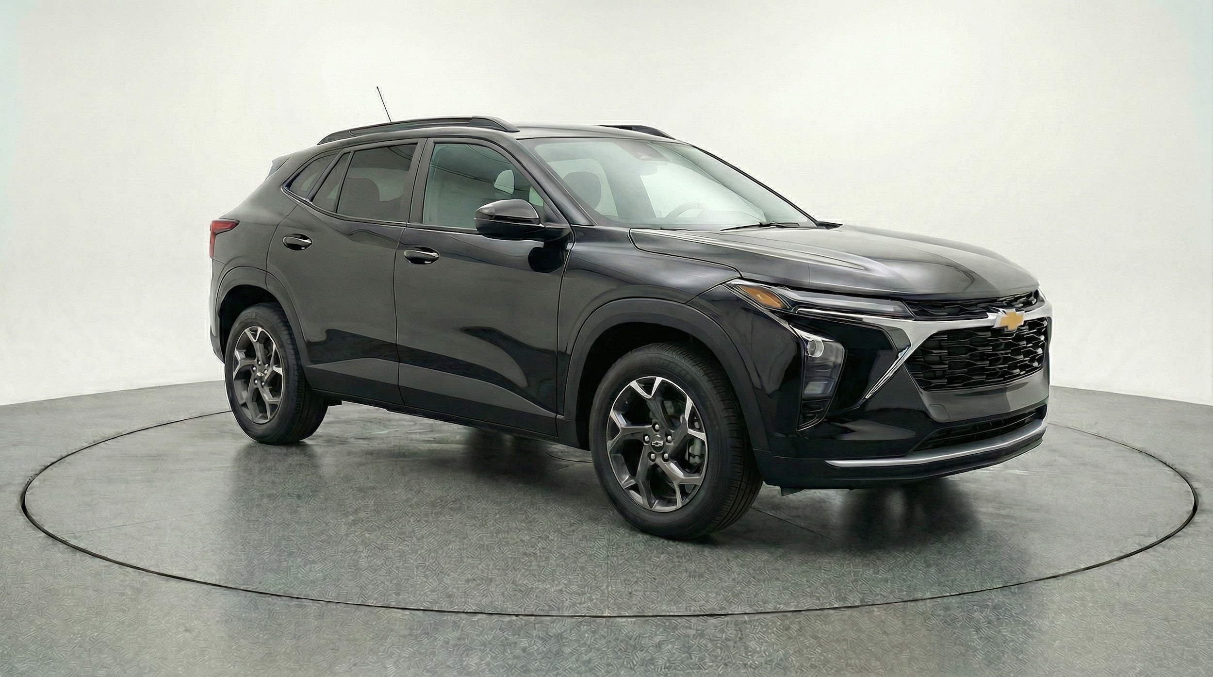 Thumbnail: 2025 Chevrolet Trax - 1