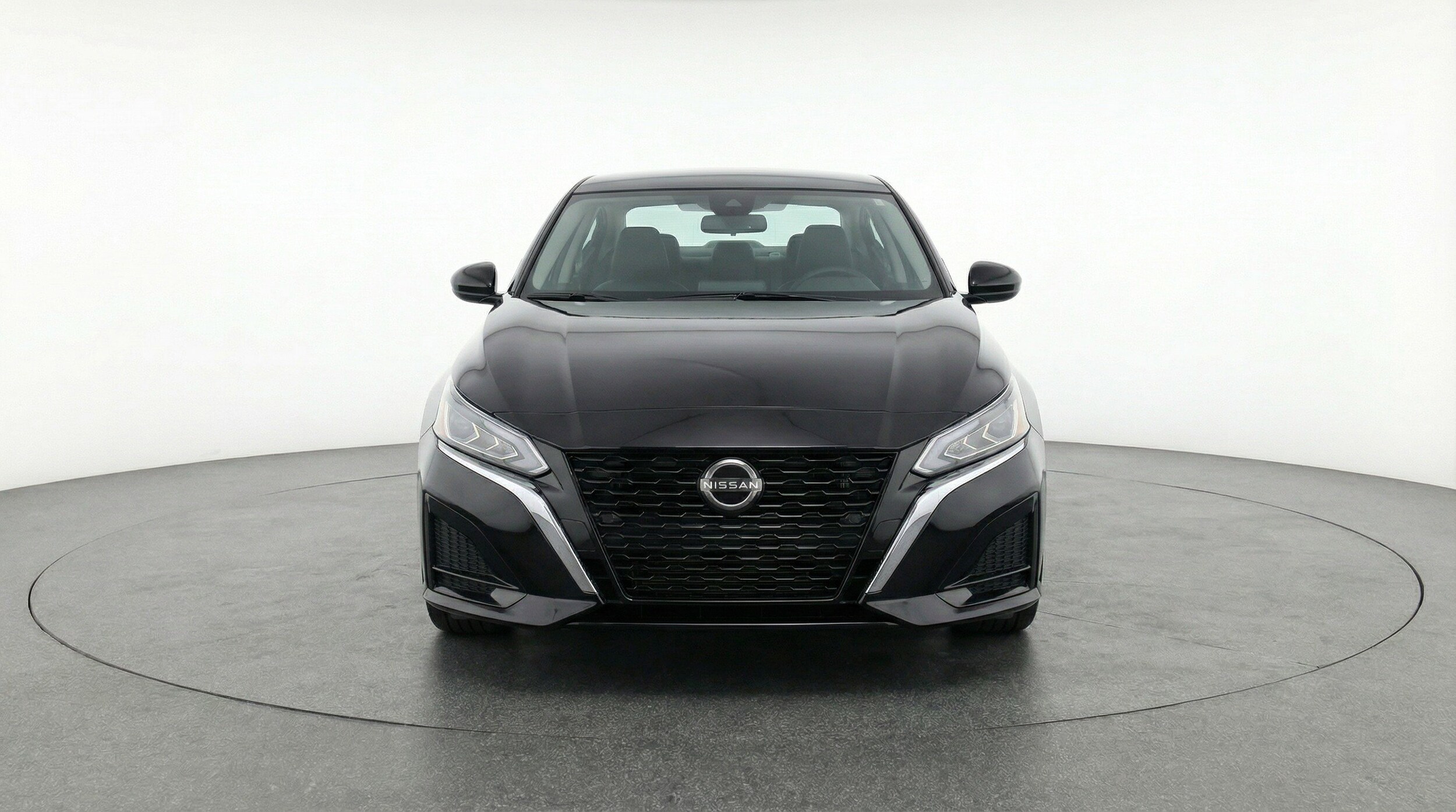 Thumbnail: 2025 Nissan Altima - 2