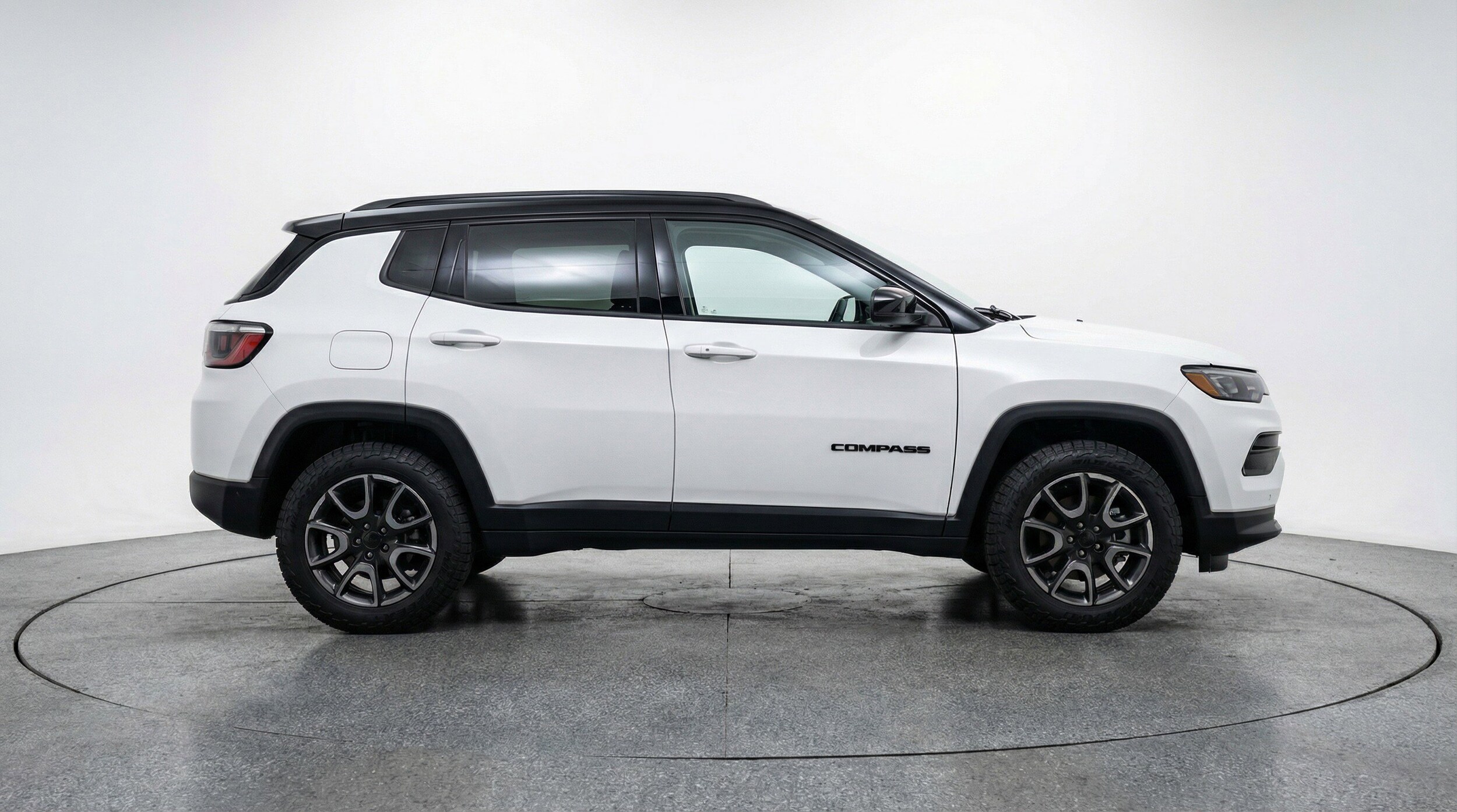 Thumbnail: 2025 Jeep Compass - 11