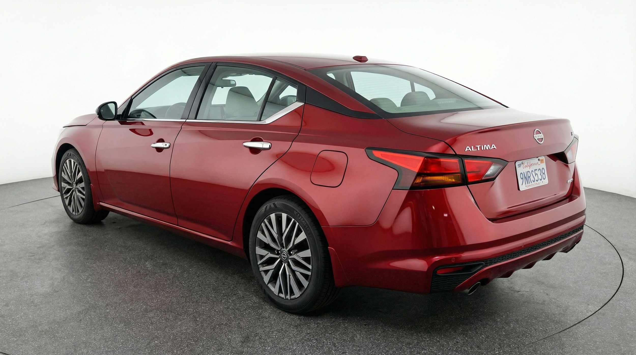 Thumbnail: 2025 Nissan Altima - 5