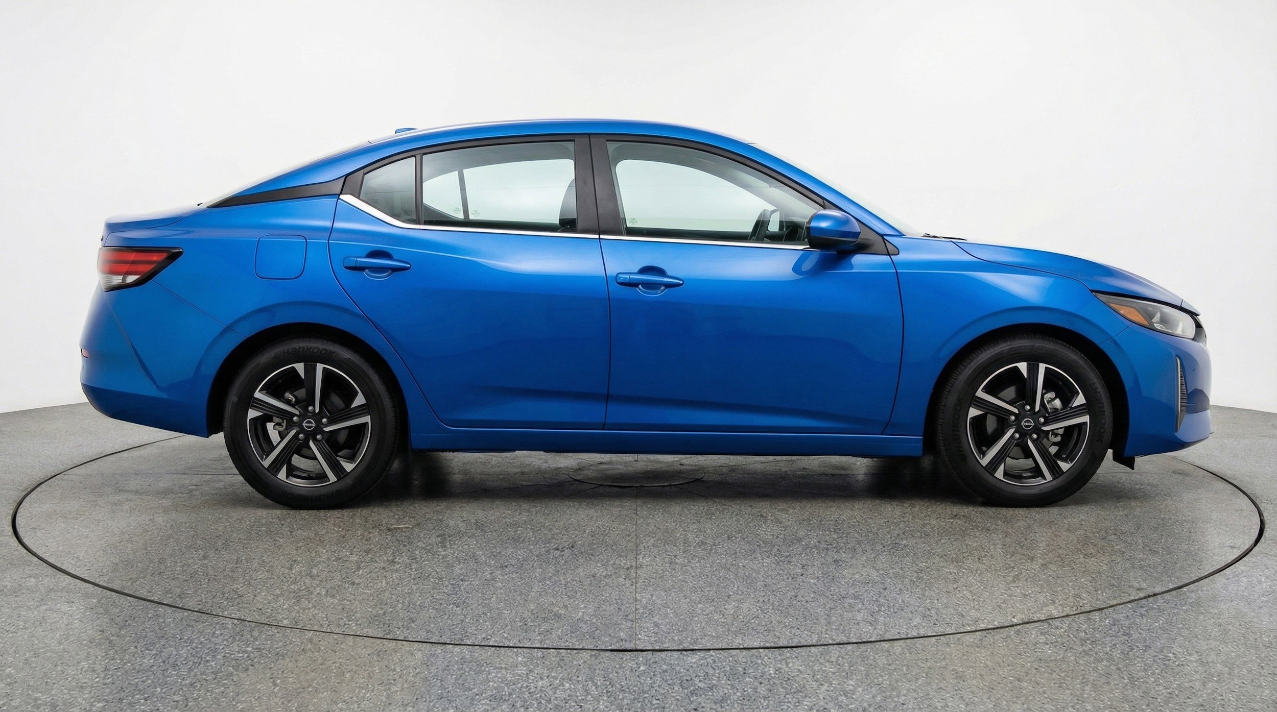 Thumbnail: 2025 Nissan Sentra - 11