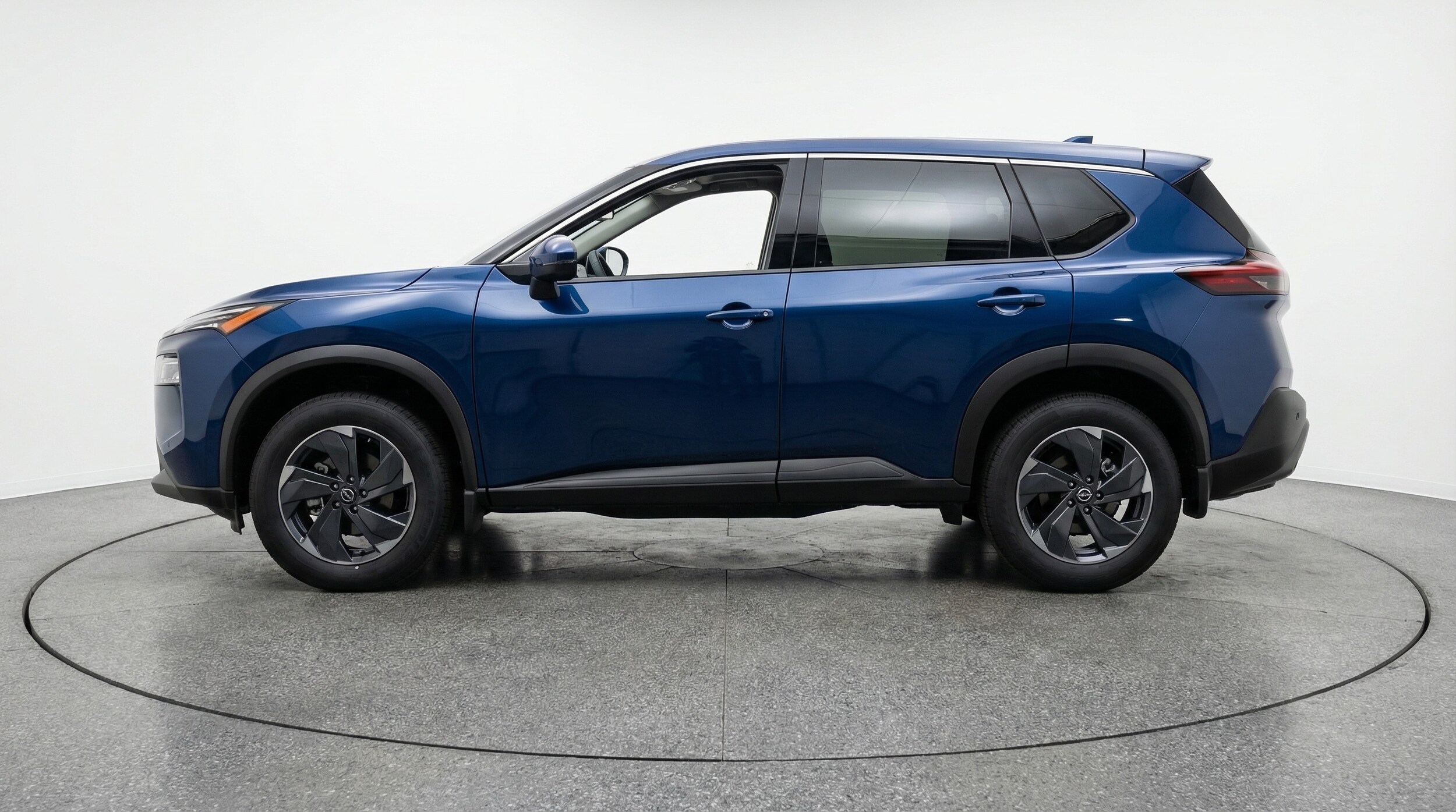 Thumbnail: 2025 Nissan Rogue - 4