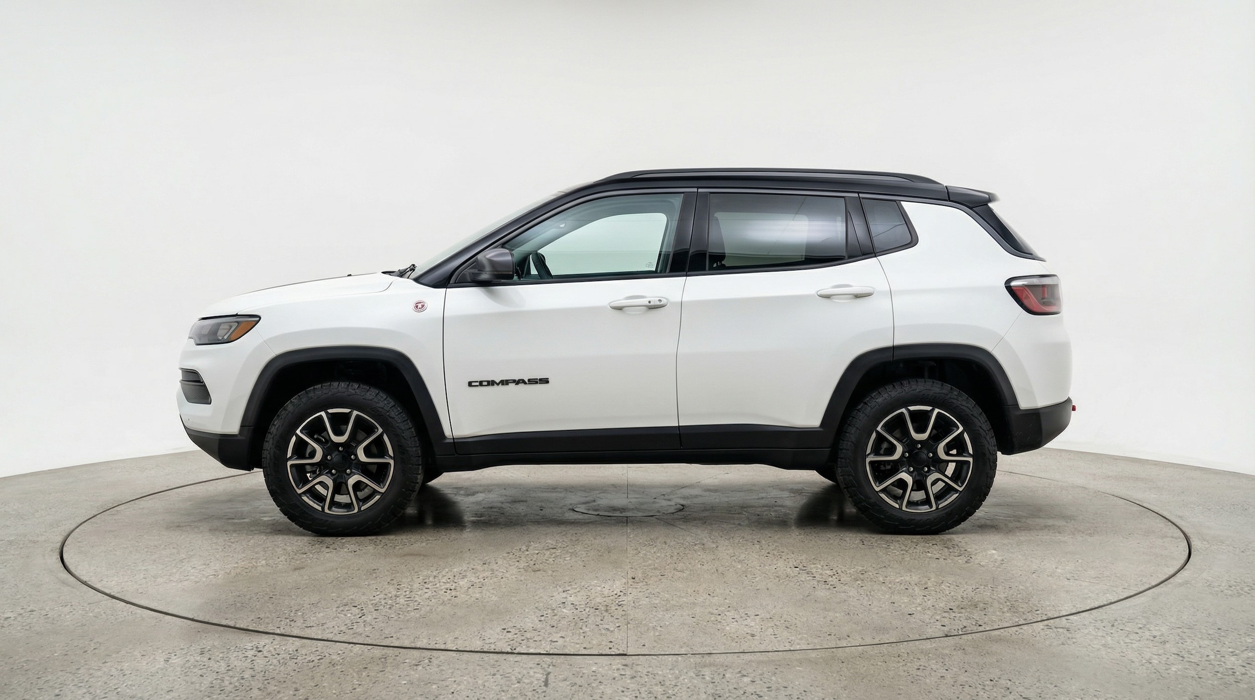 Thumbnail: 2025 Jeep Compass - 4