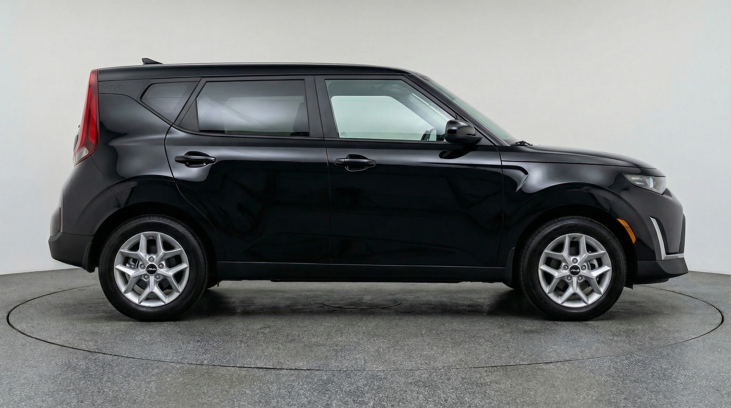 Thumbnail: 2025 Kia Soul - 8