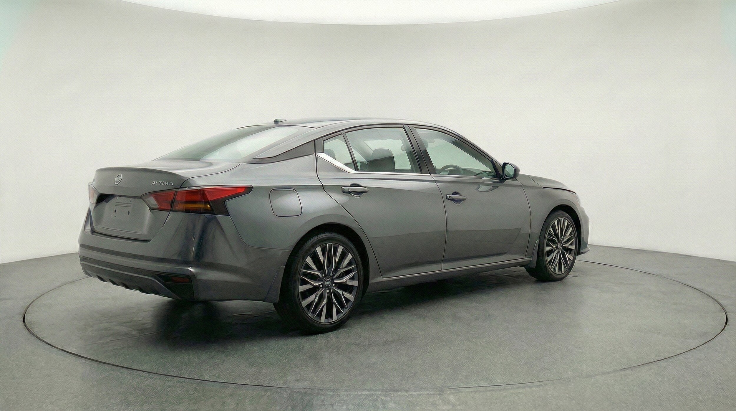 Thumbnail: 2025 Nissan Altima - 9