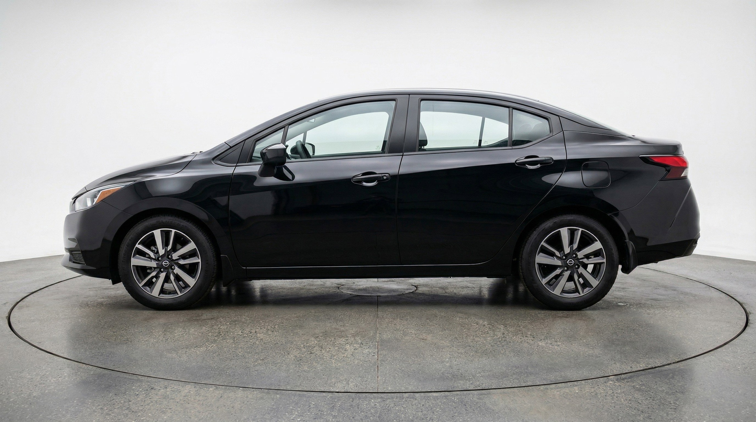 Thumbnail: 2025 Nissan Versa - 5