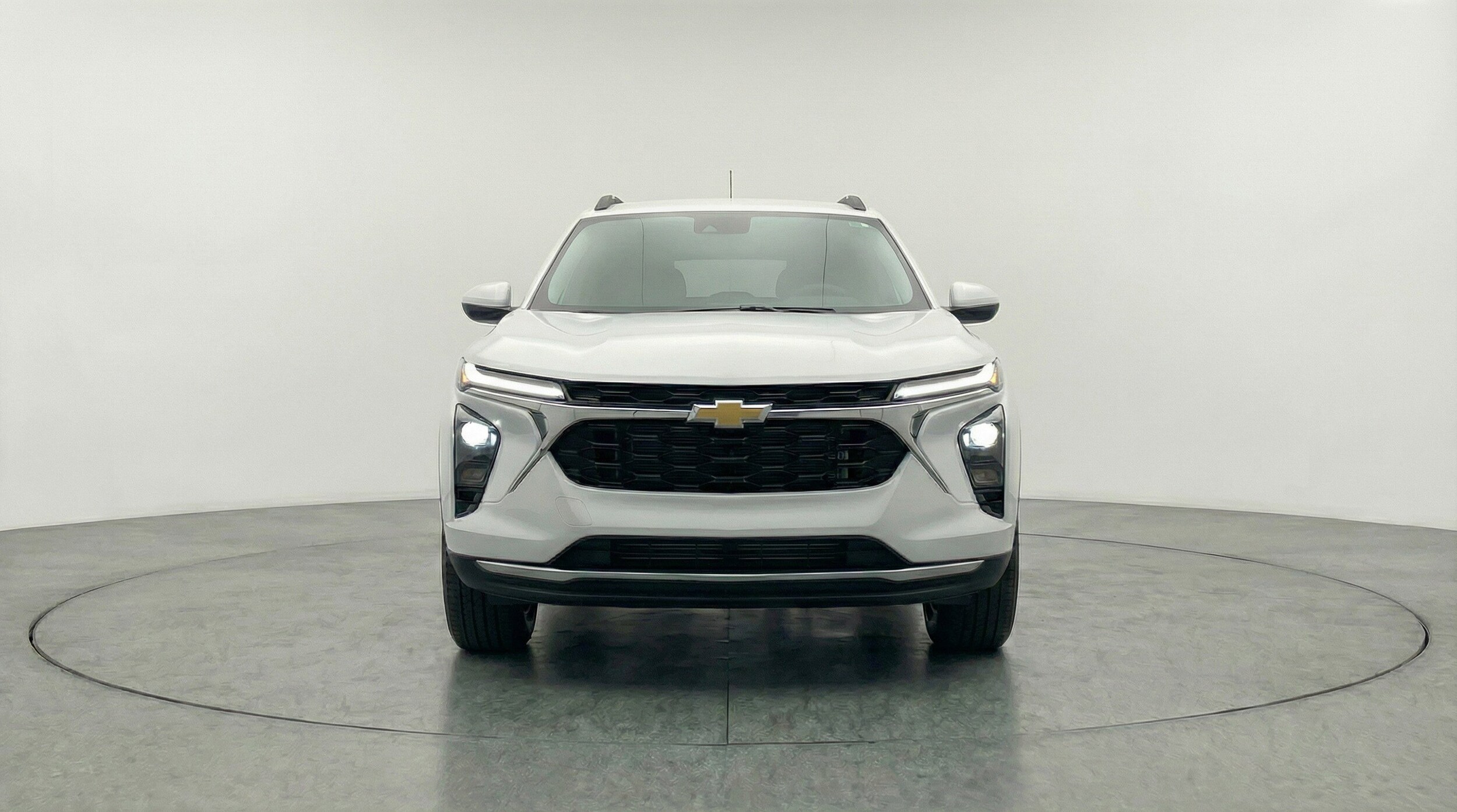 Thumbnail: 2025 Chevrolet Trax - 2