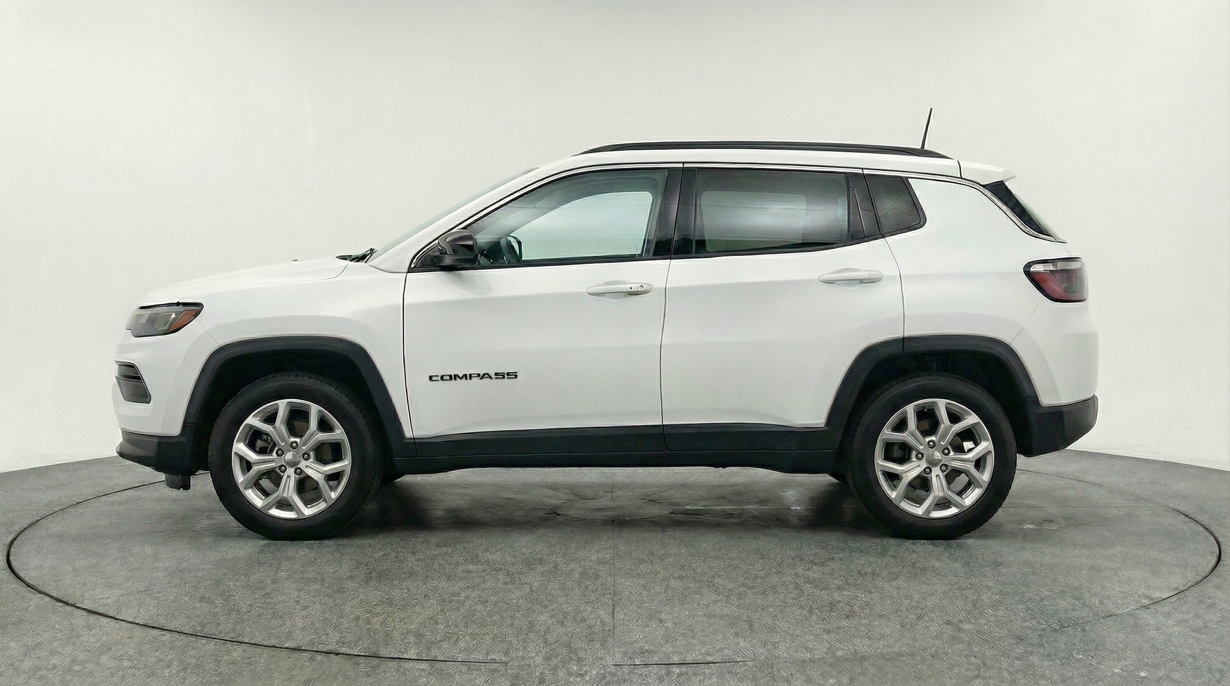 Thumbnail: 2025 Jeep Compass - 4