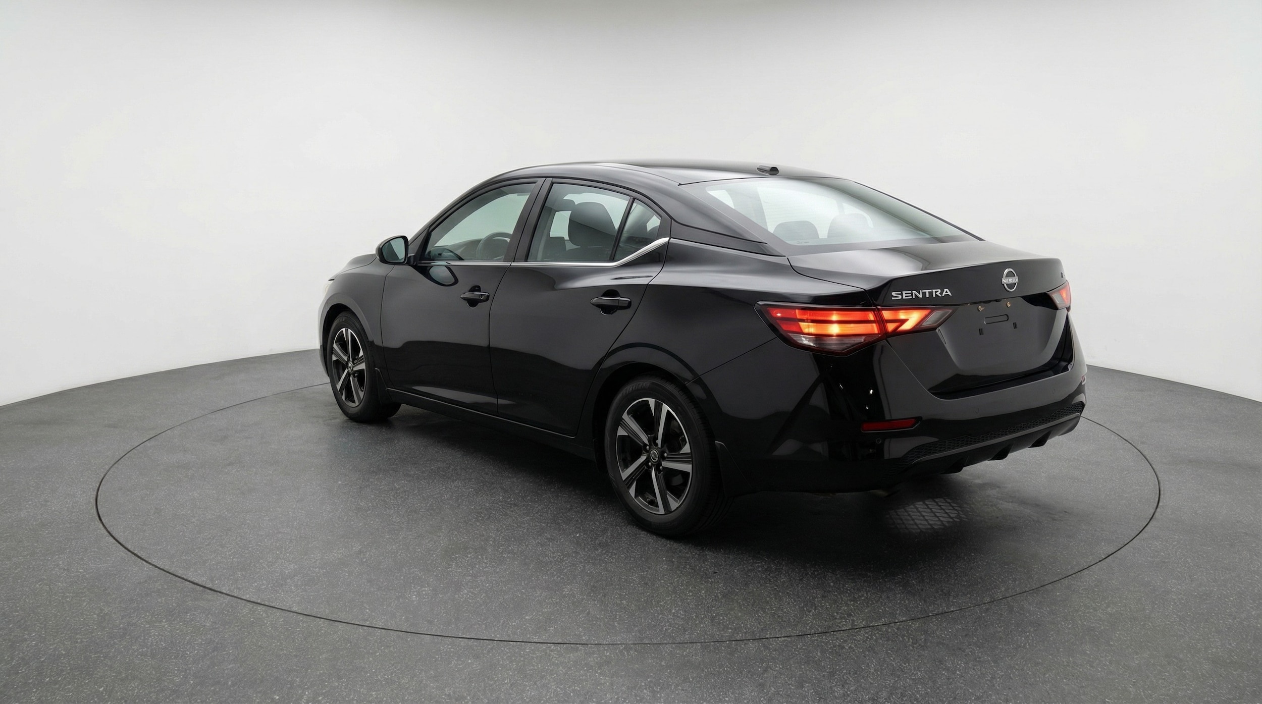 Thumbnail: 2025 Nissan Sentra - 5