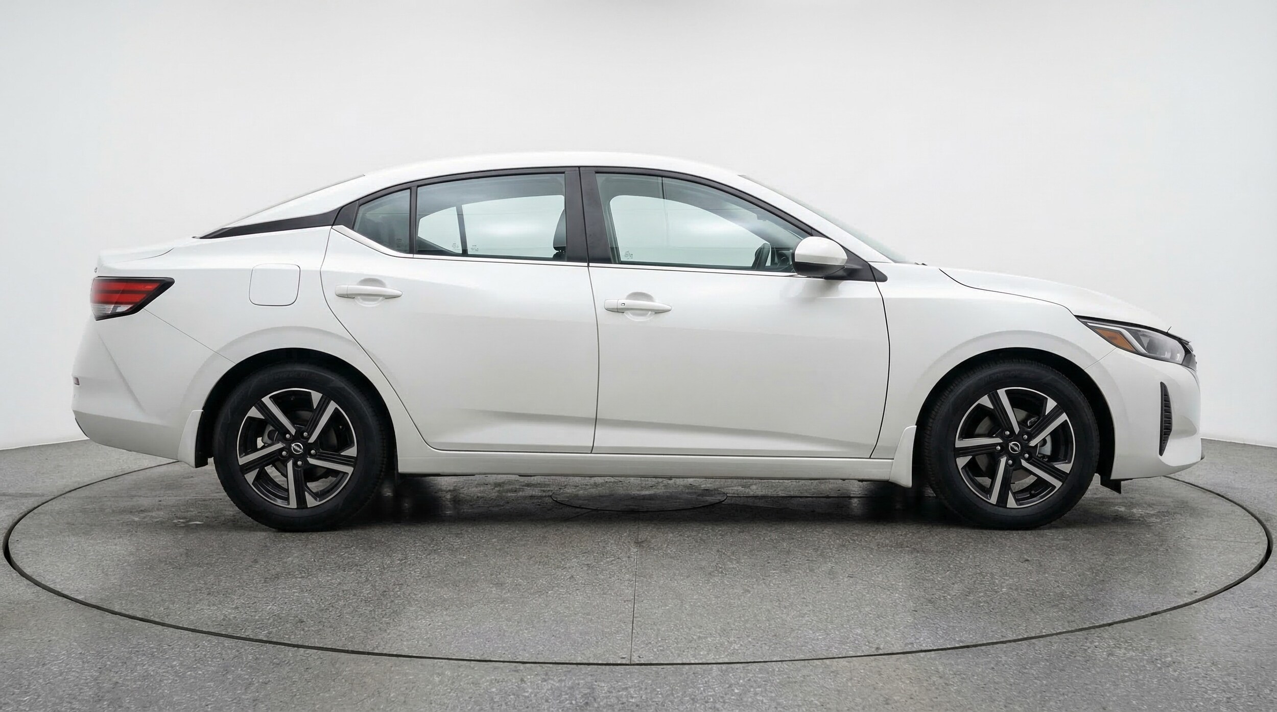 Thumbnail: 2025 Nissan Sentra - 8