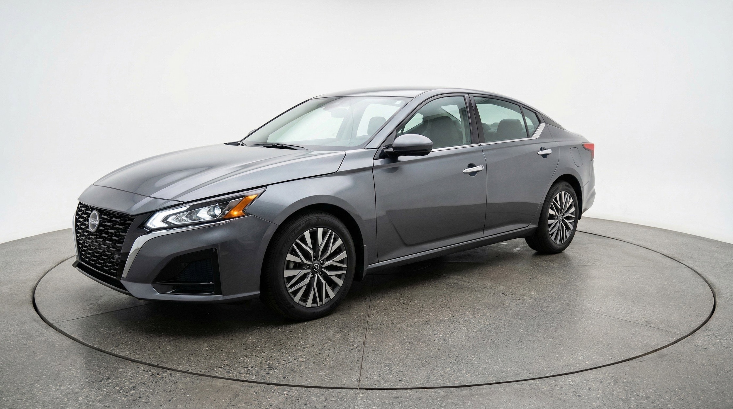 Thumbnail: 2025 Nissan Altima - 3