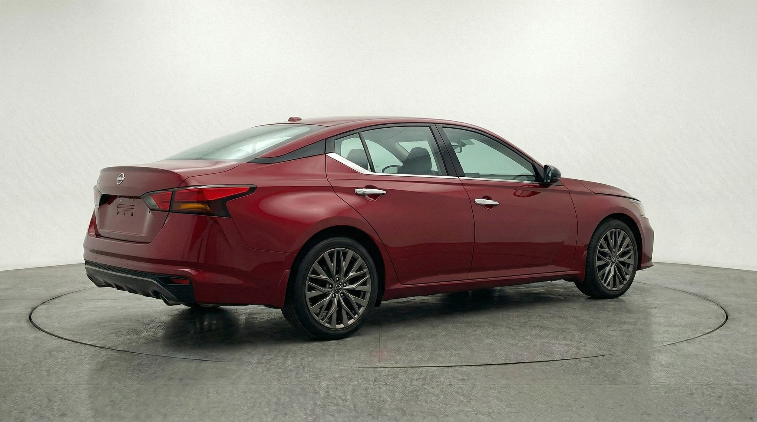 Thumbnail: 2025 Nissan Altima - 7