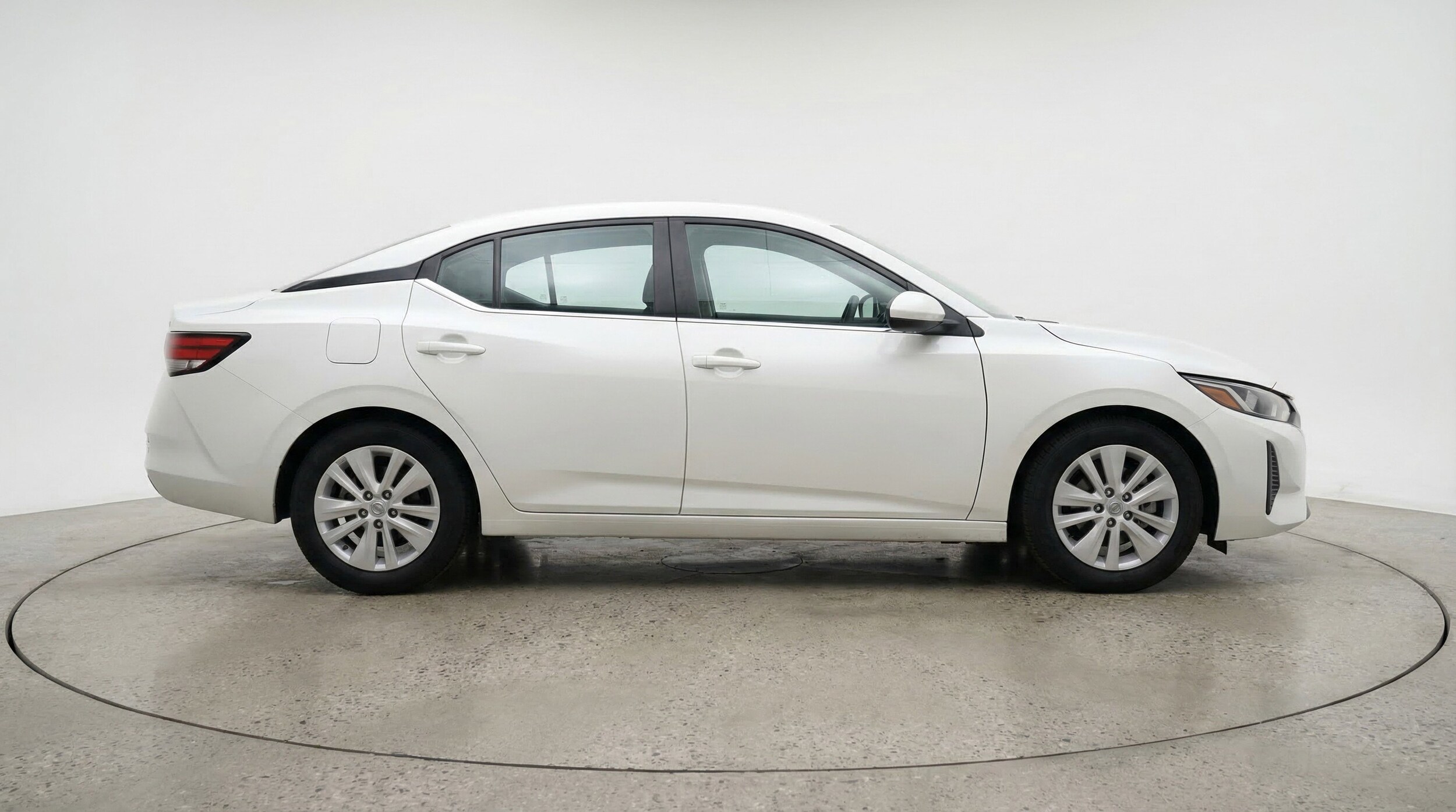 Thumbnail: 2025 Nissan Sentra - 11