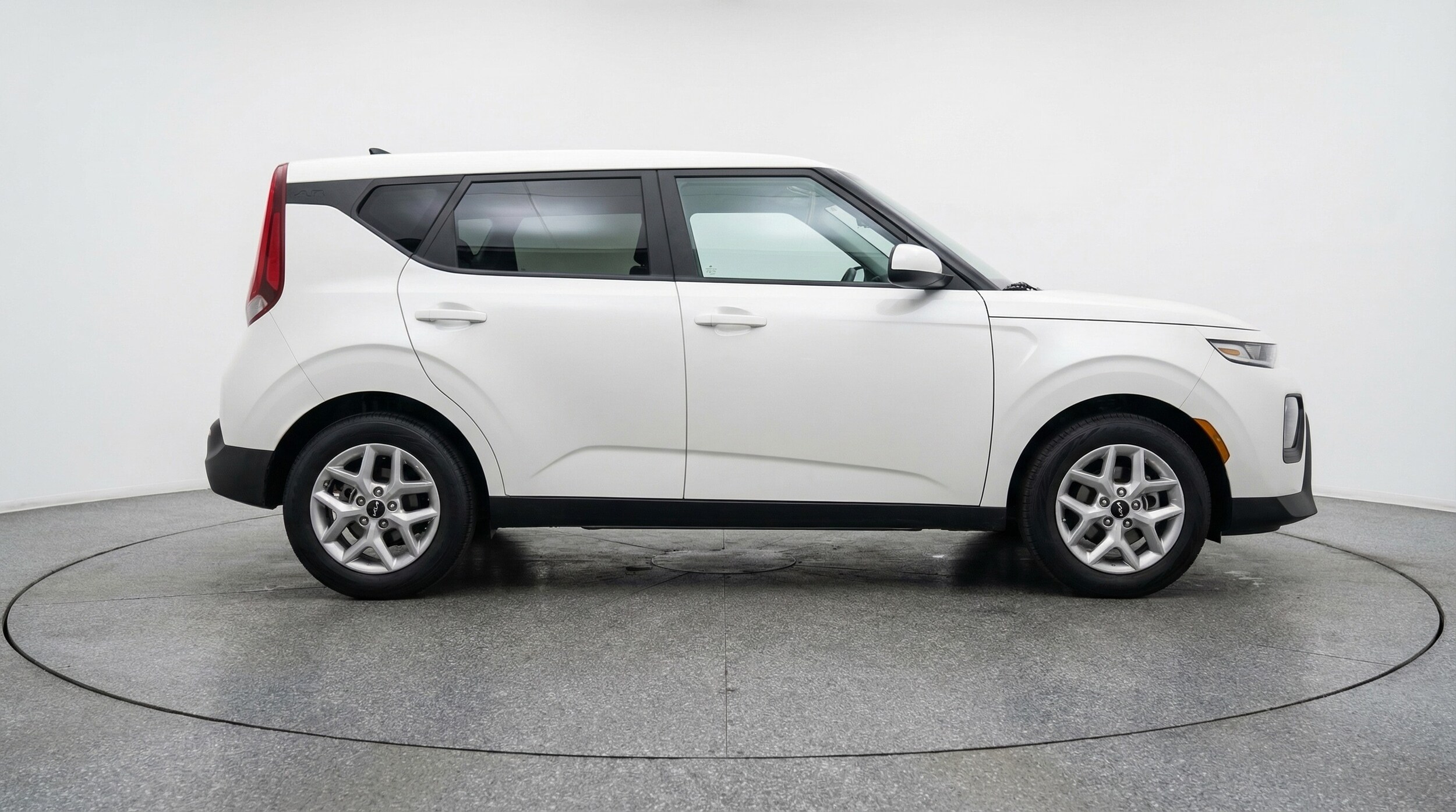 Thumbnail: 2025 Kia Soul - 8