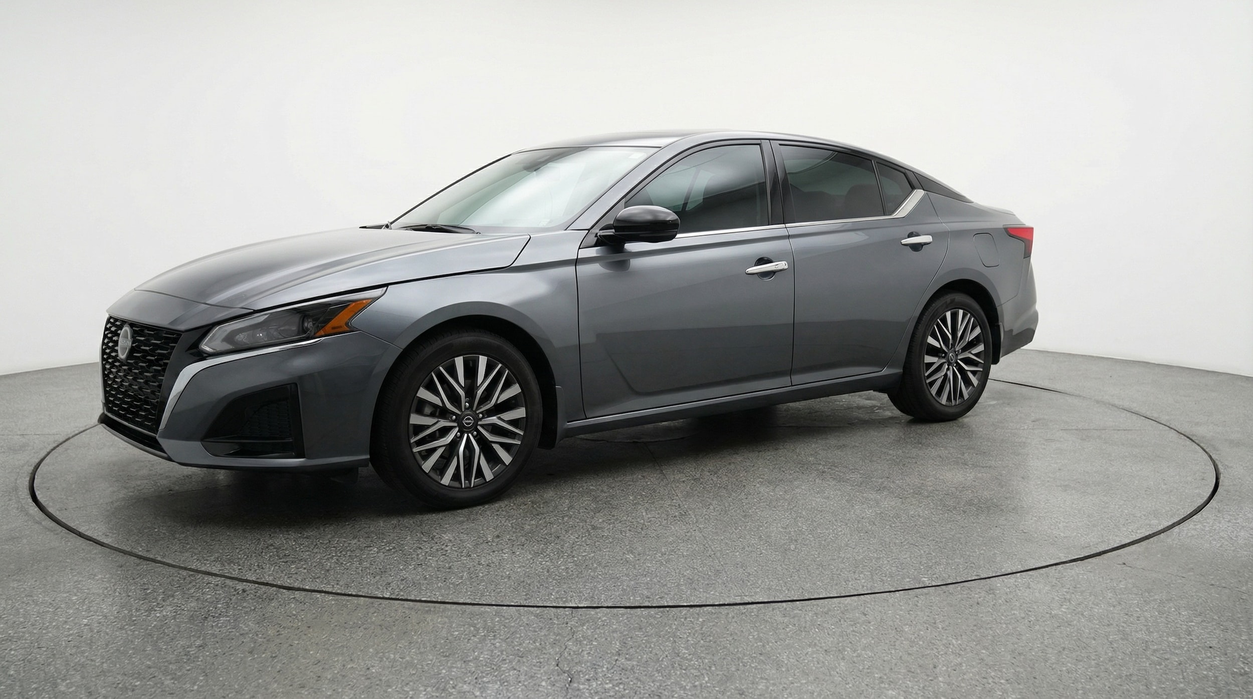 Thumbnail: 2025 Nissan Altima - 3