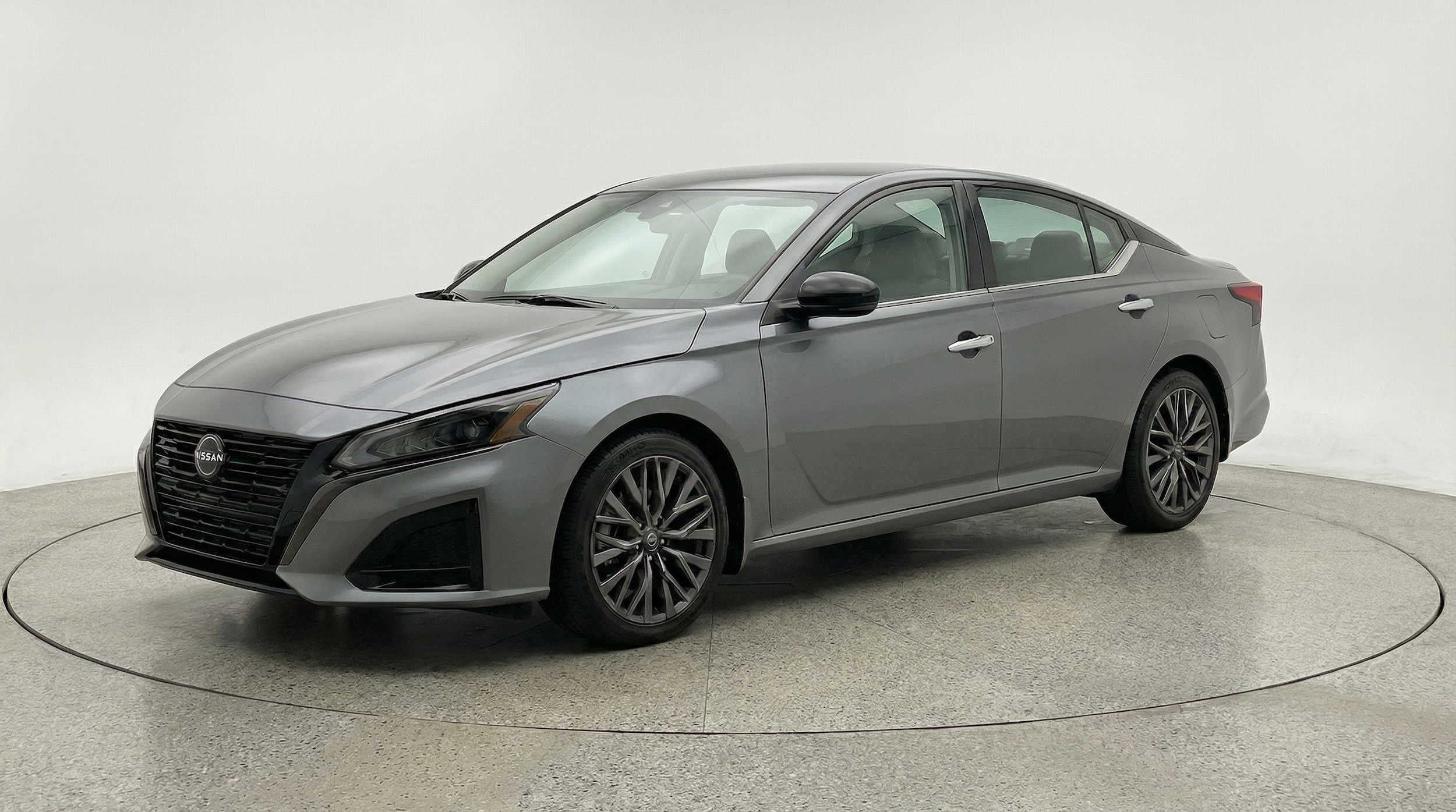 Thumbnail: 2025 Nissan Altima - 3