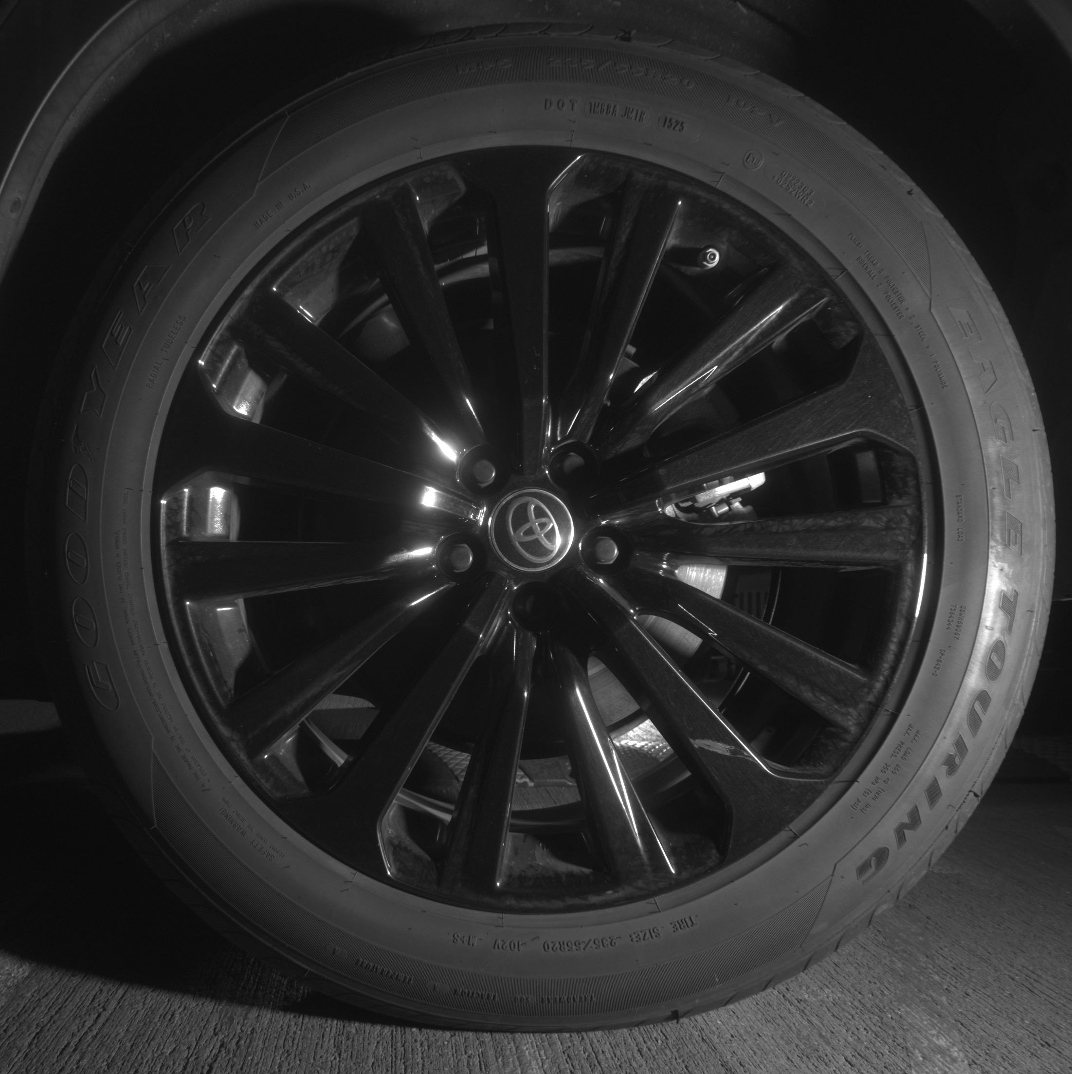 Thumbnail: 2025 Toyota Highlander - 14