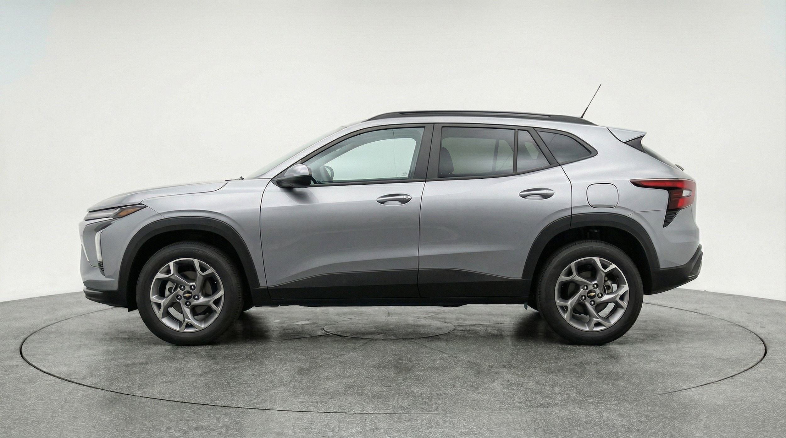 Thumbnail: 2025 Chevrolet Trax - 5