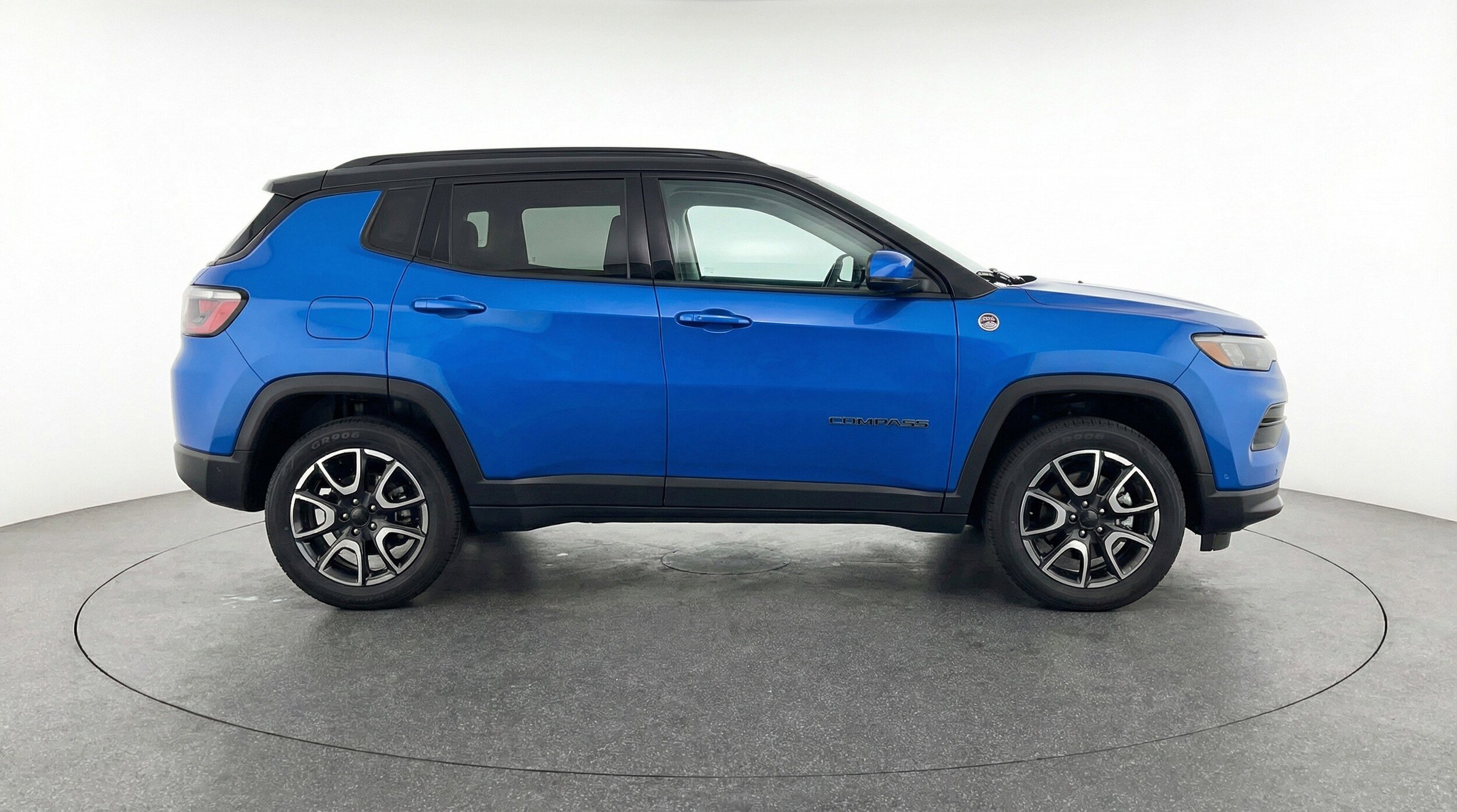 Thumbnail: 2025 Jeep Compass - 11
