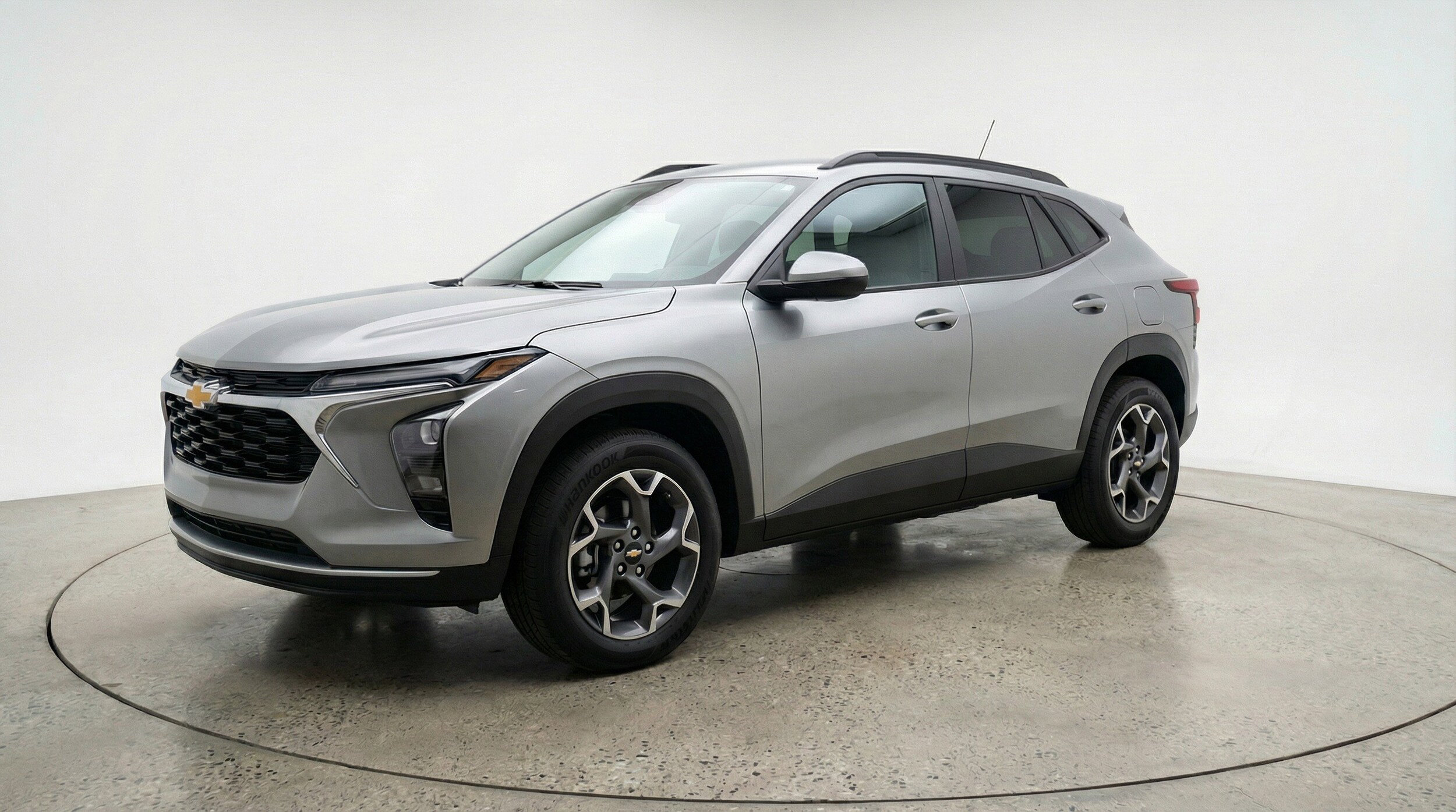 Thumbnail: 2025 Chevrolet Trax - 3