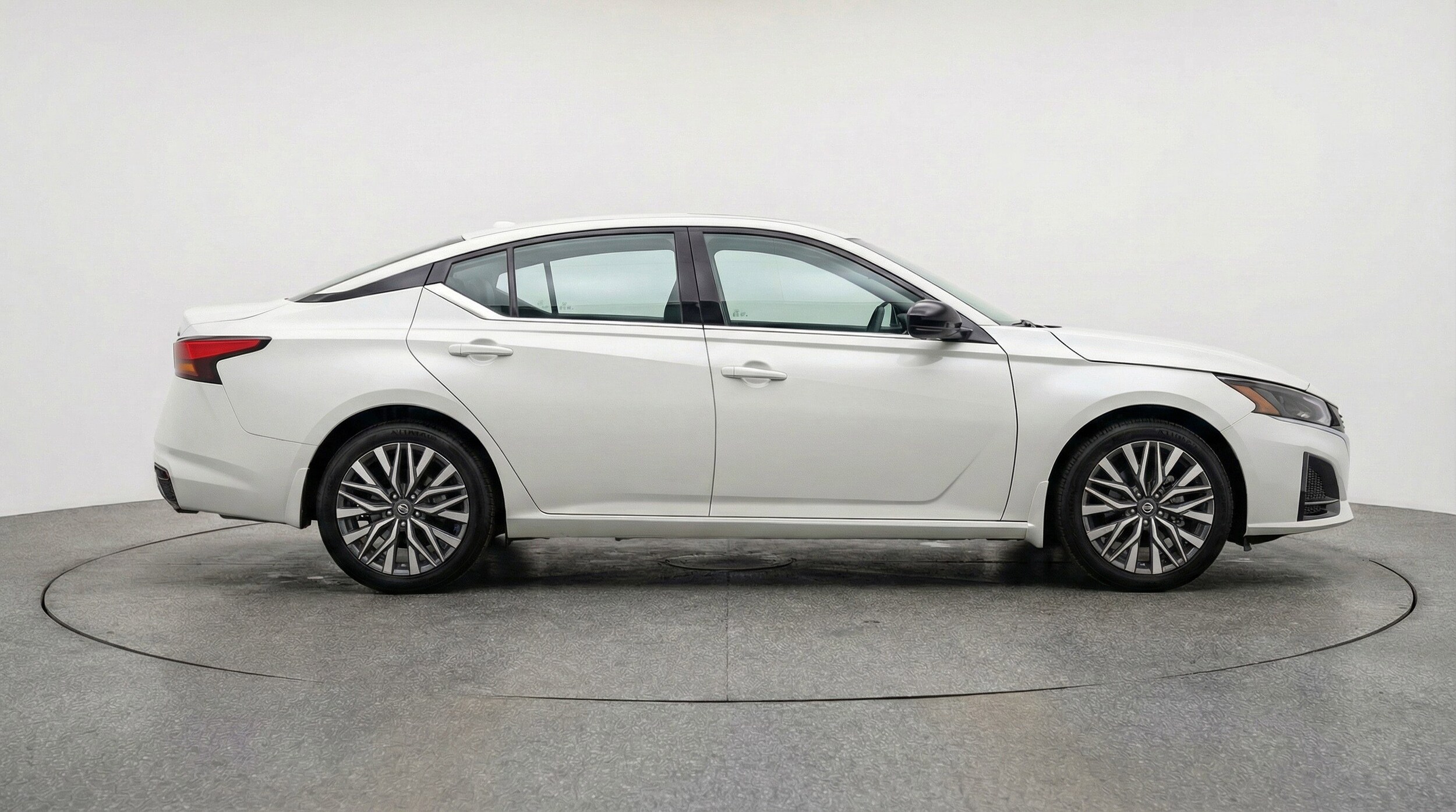 Thumbnail: 2025 Nissan Altima - 11