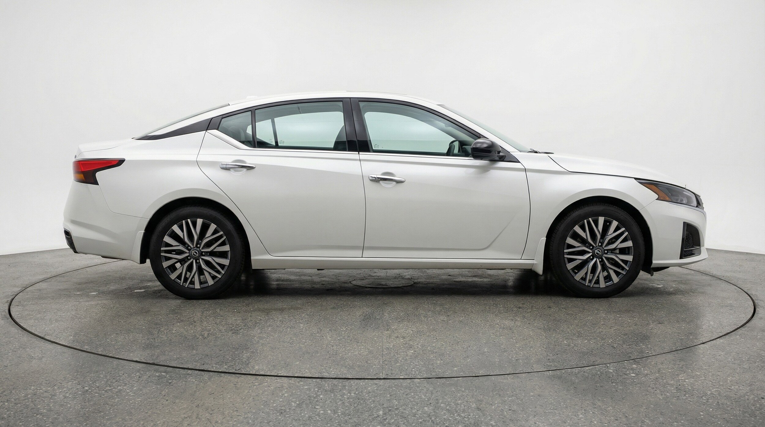 Thumbnail: 2025 Nissan Altima - 11