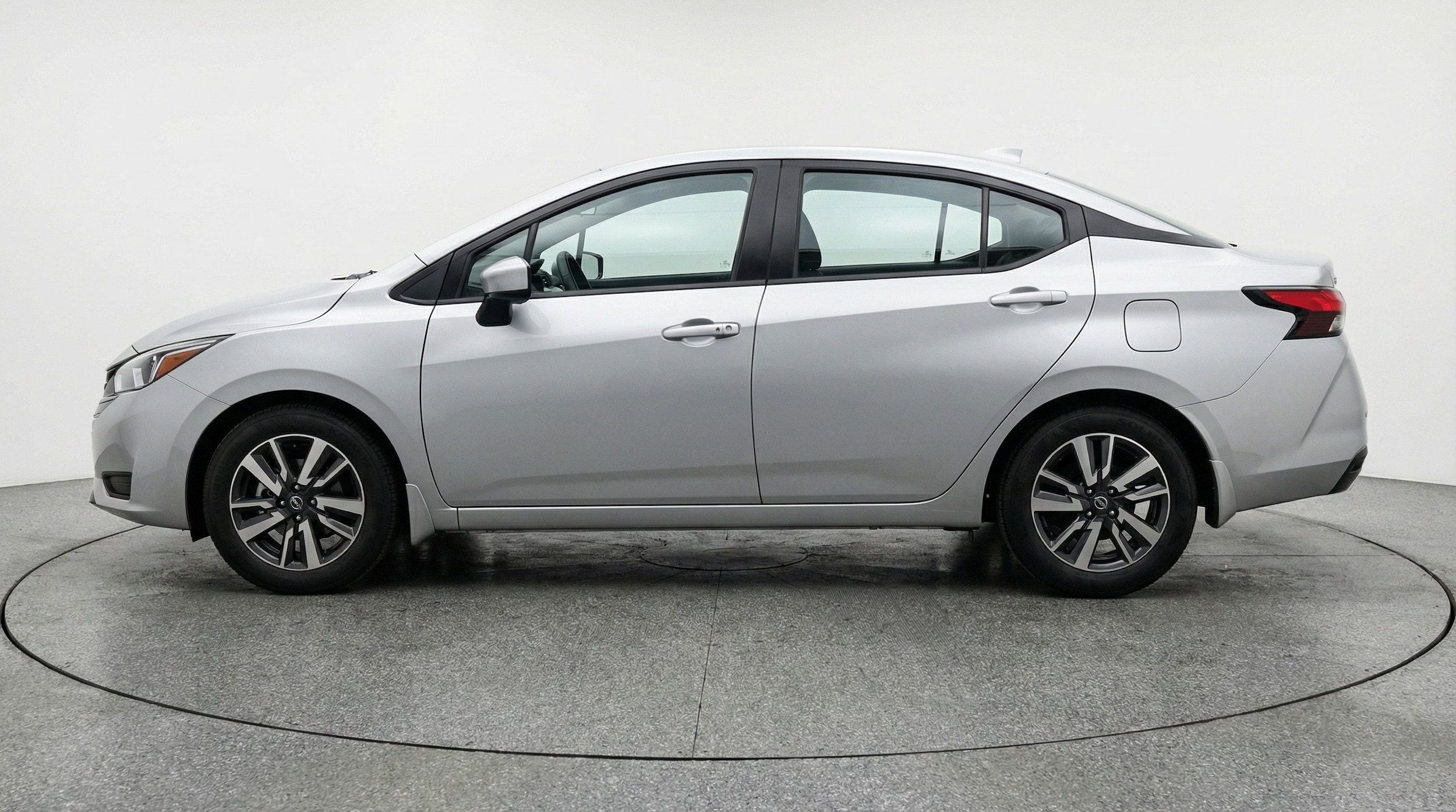 Thumbnail: 2025 Nissan Versa - 5