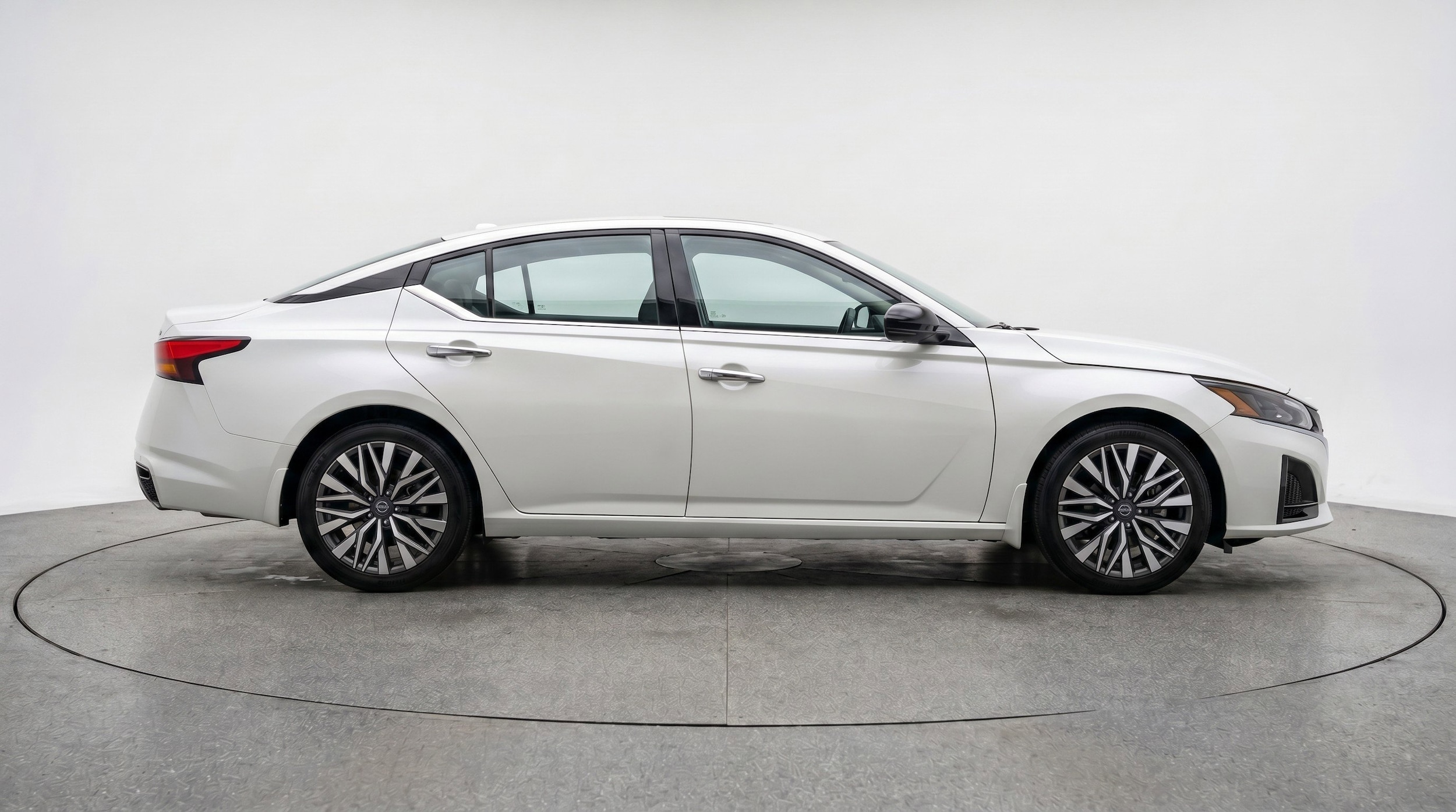 Thumbnail: 2025 Nissan Altima - 11