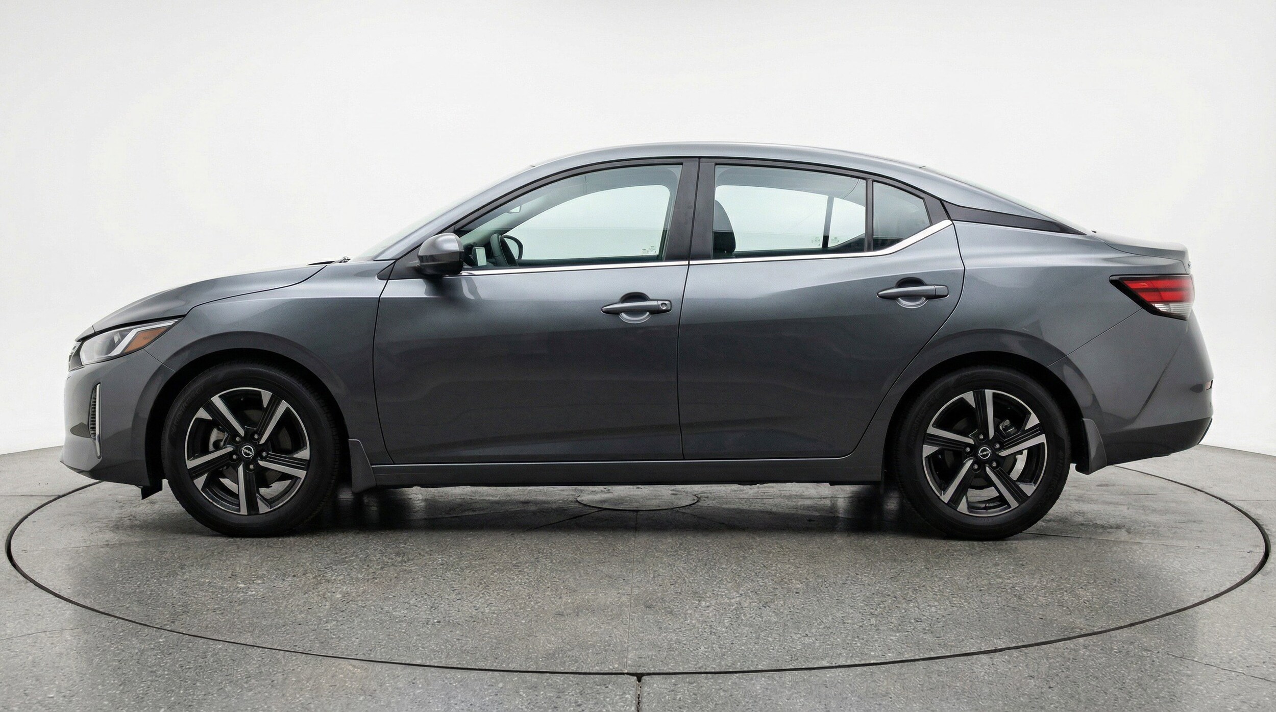 Thumbnail: 2025 Nissan Sentra - 5