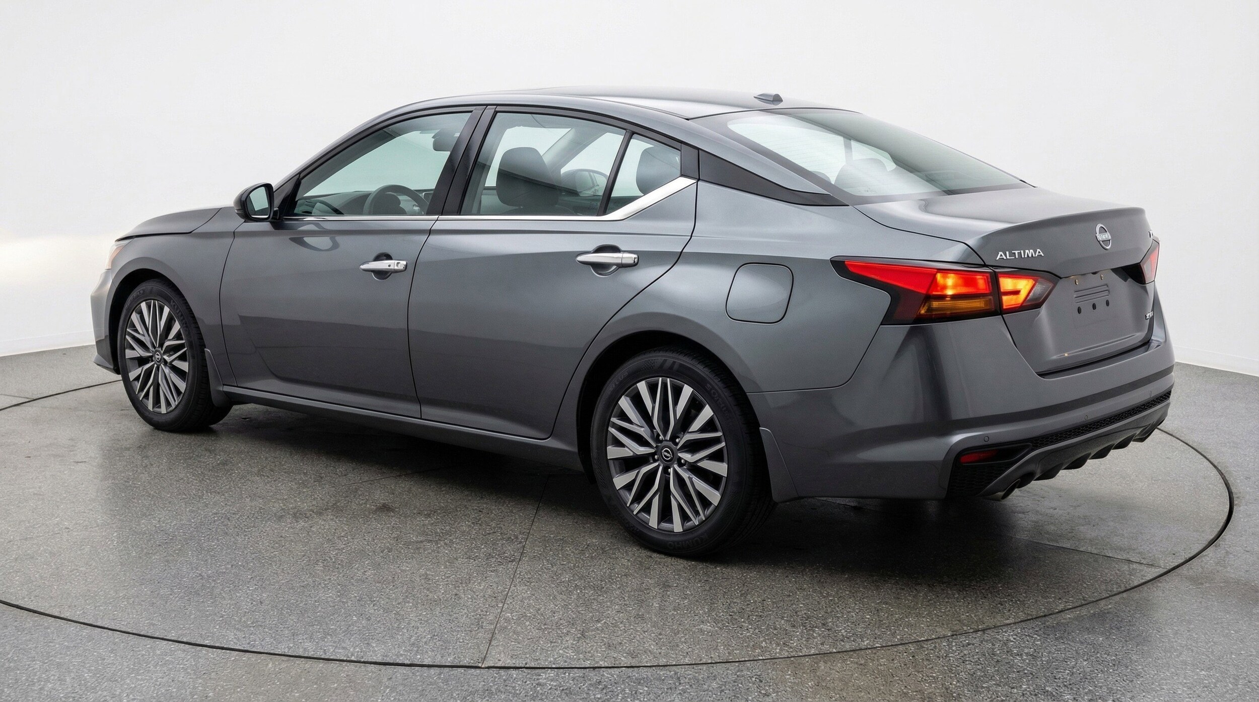 Thumbnail: 2025 Nissan Altima - 6