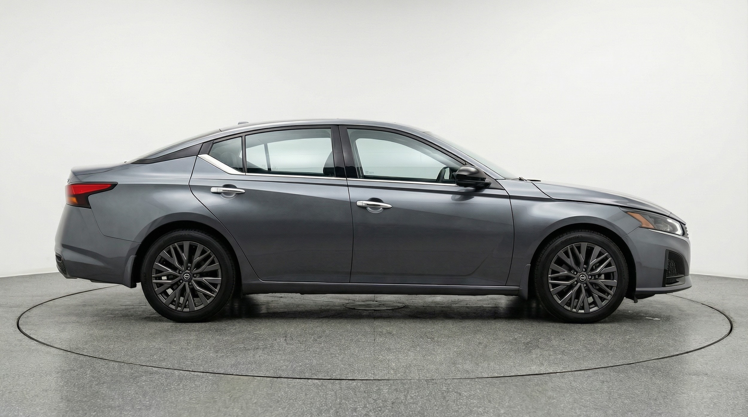 Thumbnail: 2025 Nissan Altima - 8