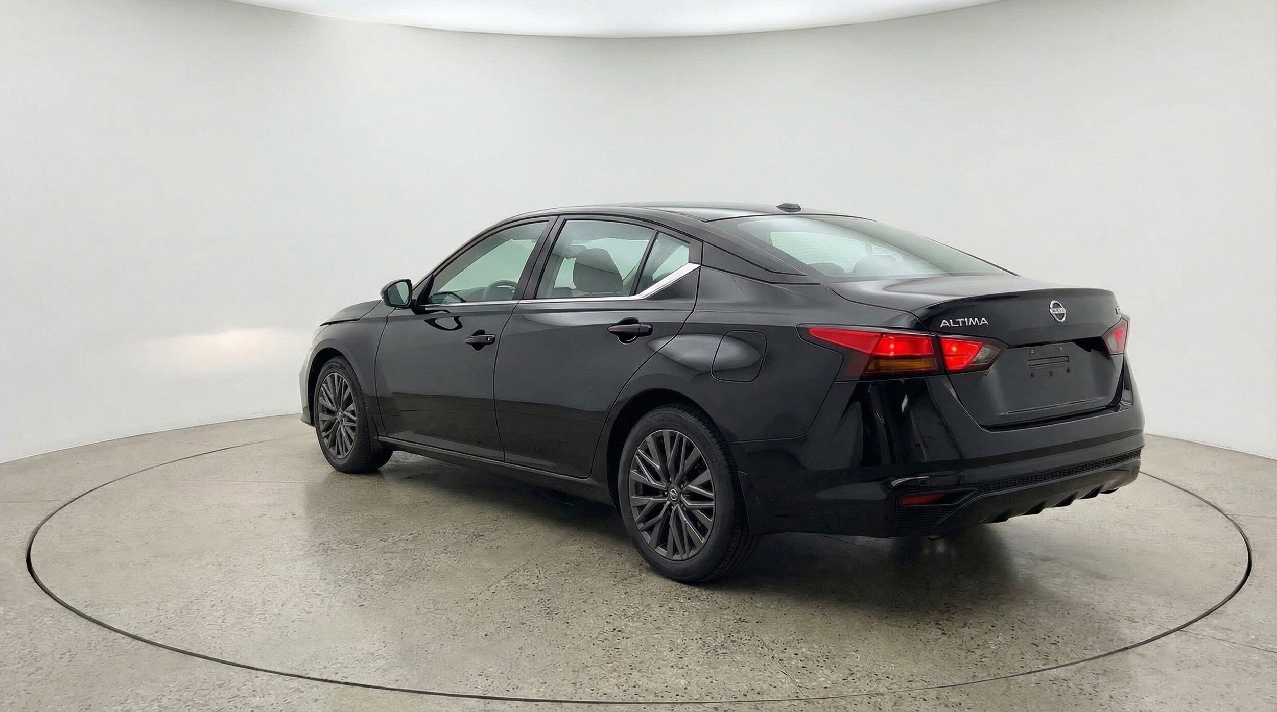 Thumbnail: 2025 Nissan Altima - 6