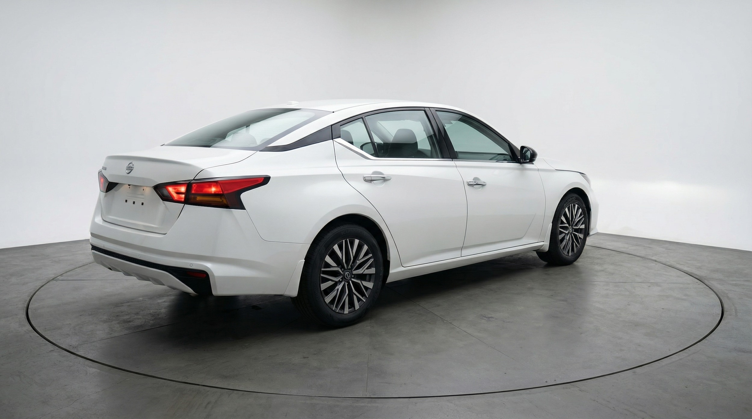 Thumbnail: 2025 Nissan Altima - 7