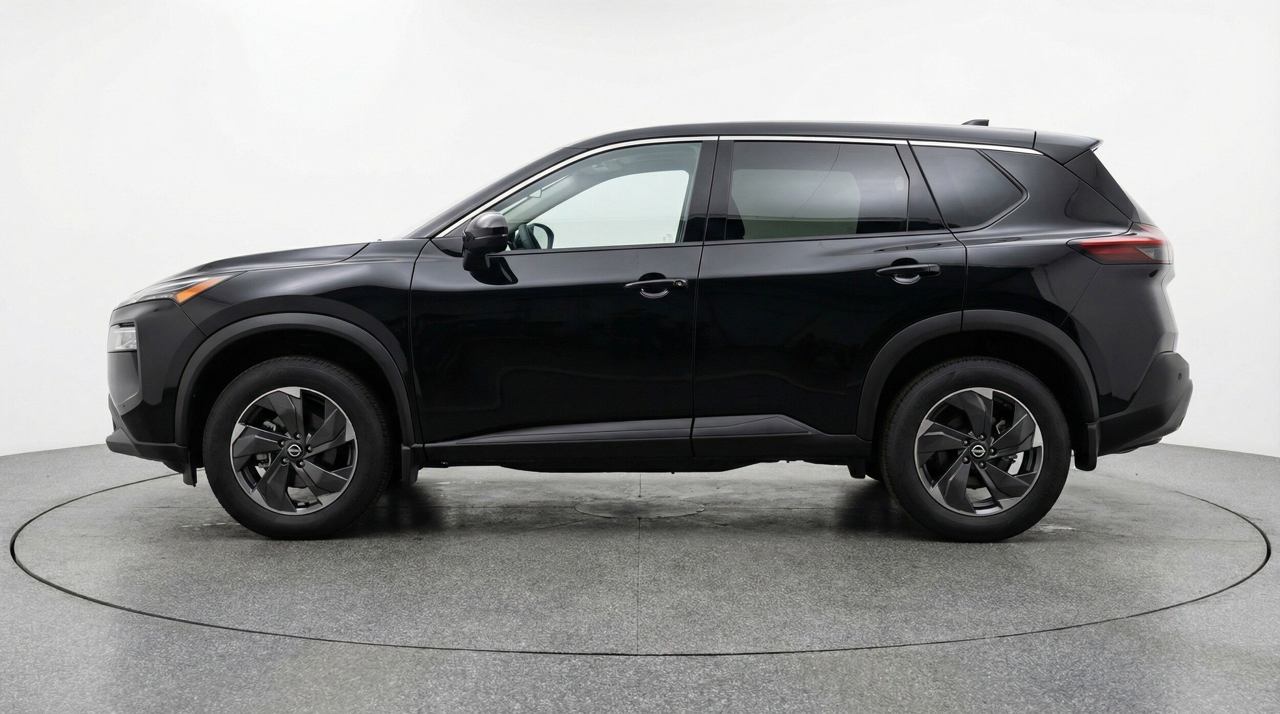 Thumbnail: 2025 Nissan Rogue - 5