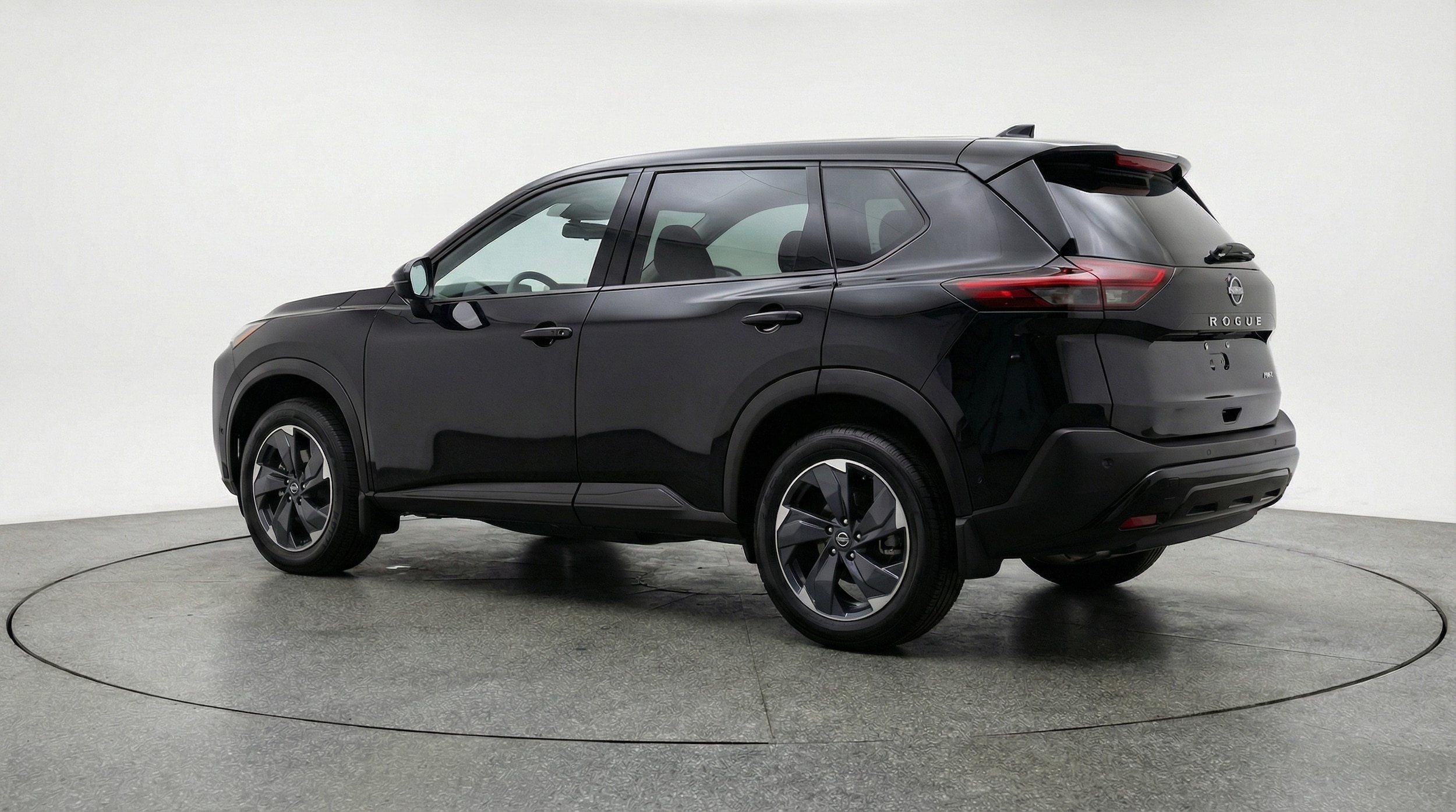 Thumbnail: 2025 Nissan Rogue - 5