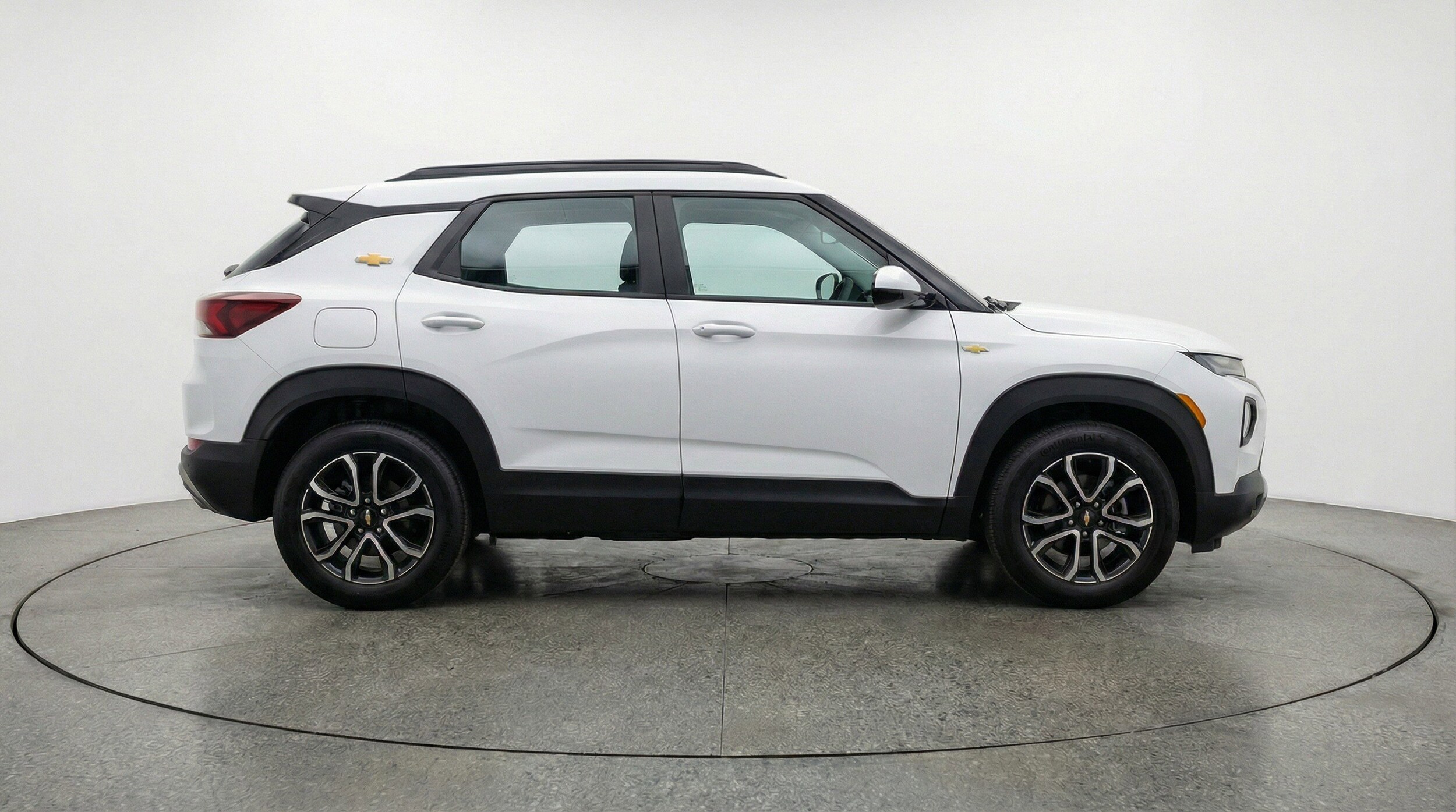 Thumbnail: 2025 Chevrolet TrailBlazer - 11