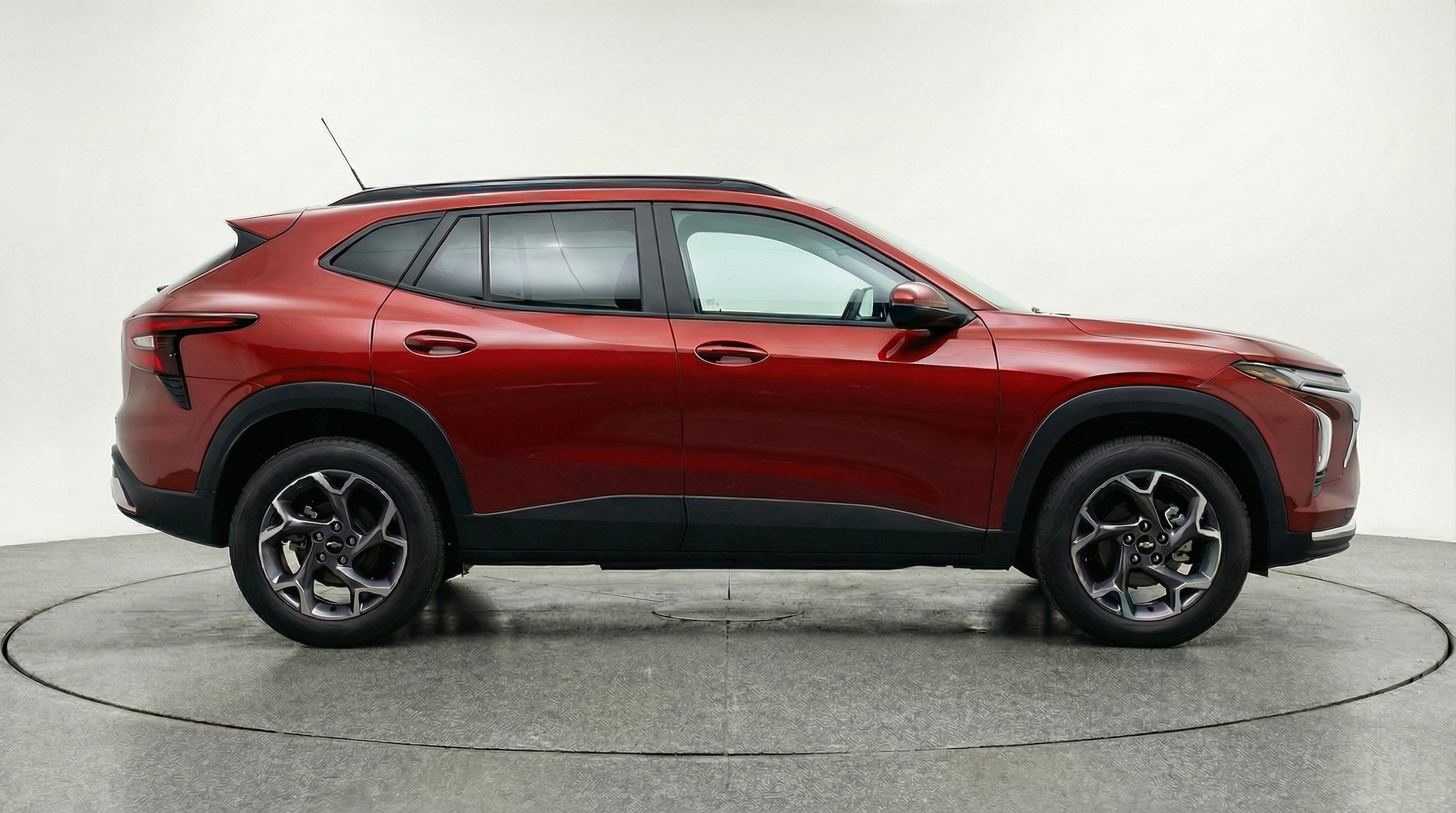 Thumbnail: 2025 Chevrolet Trax - 8