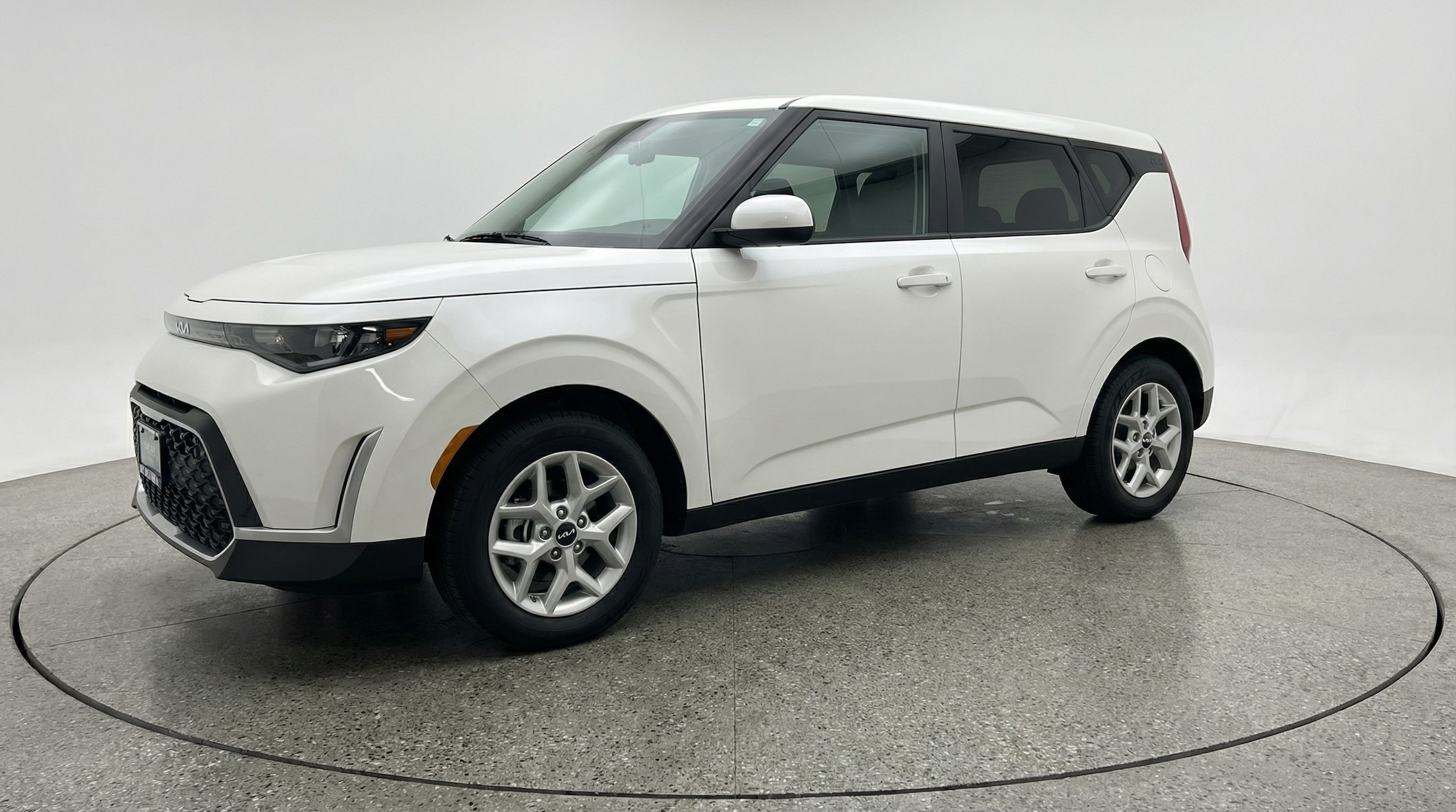 Thumbnail: 2025 Kia Soul - 3