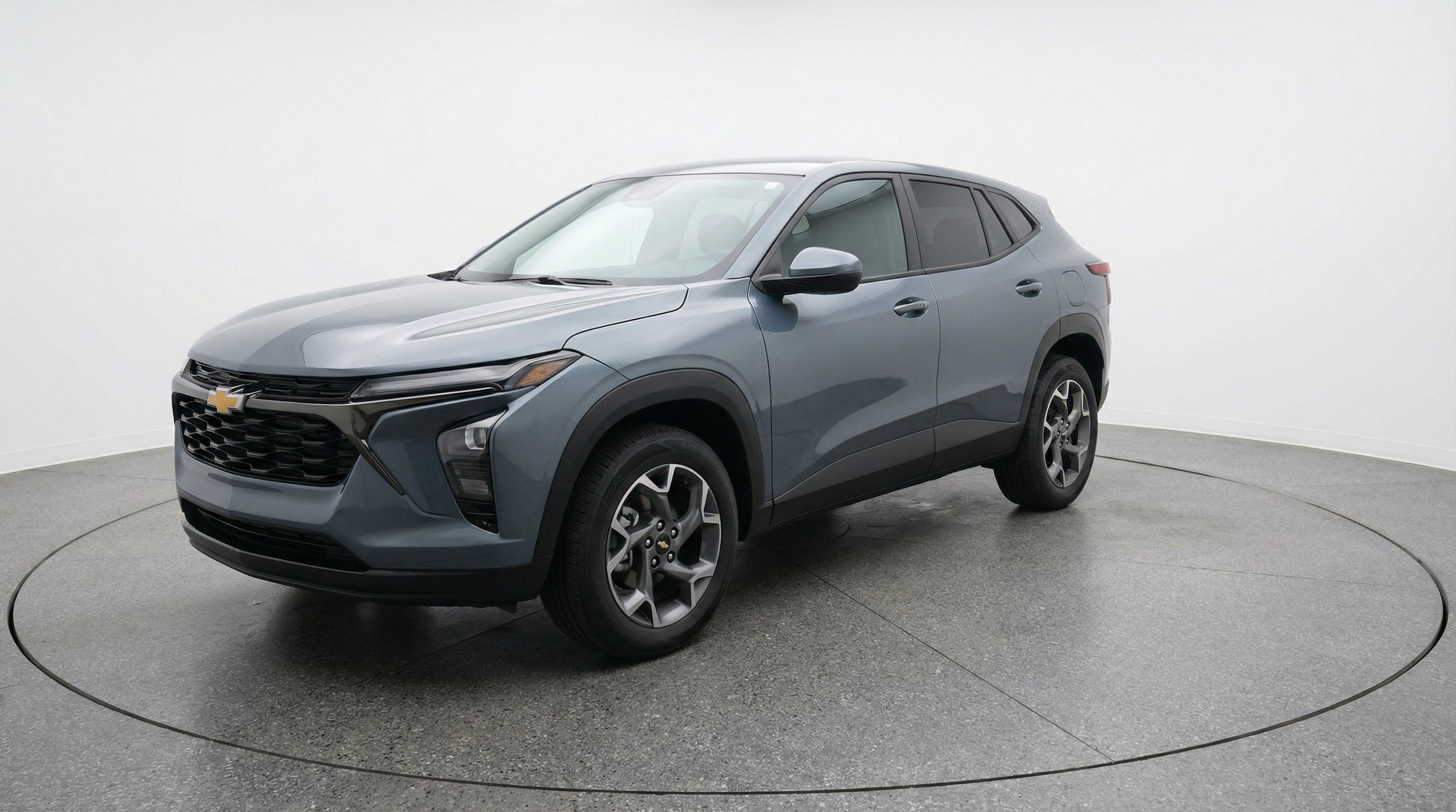 Thumbnail: 2025 Chevrolet Trax - 3