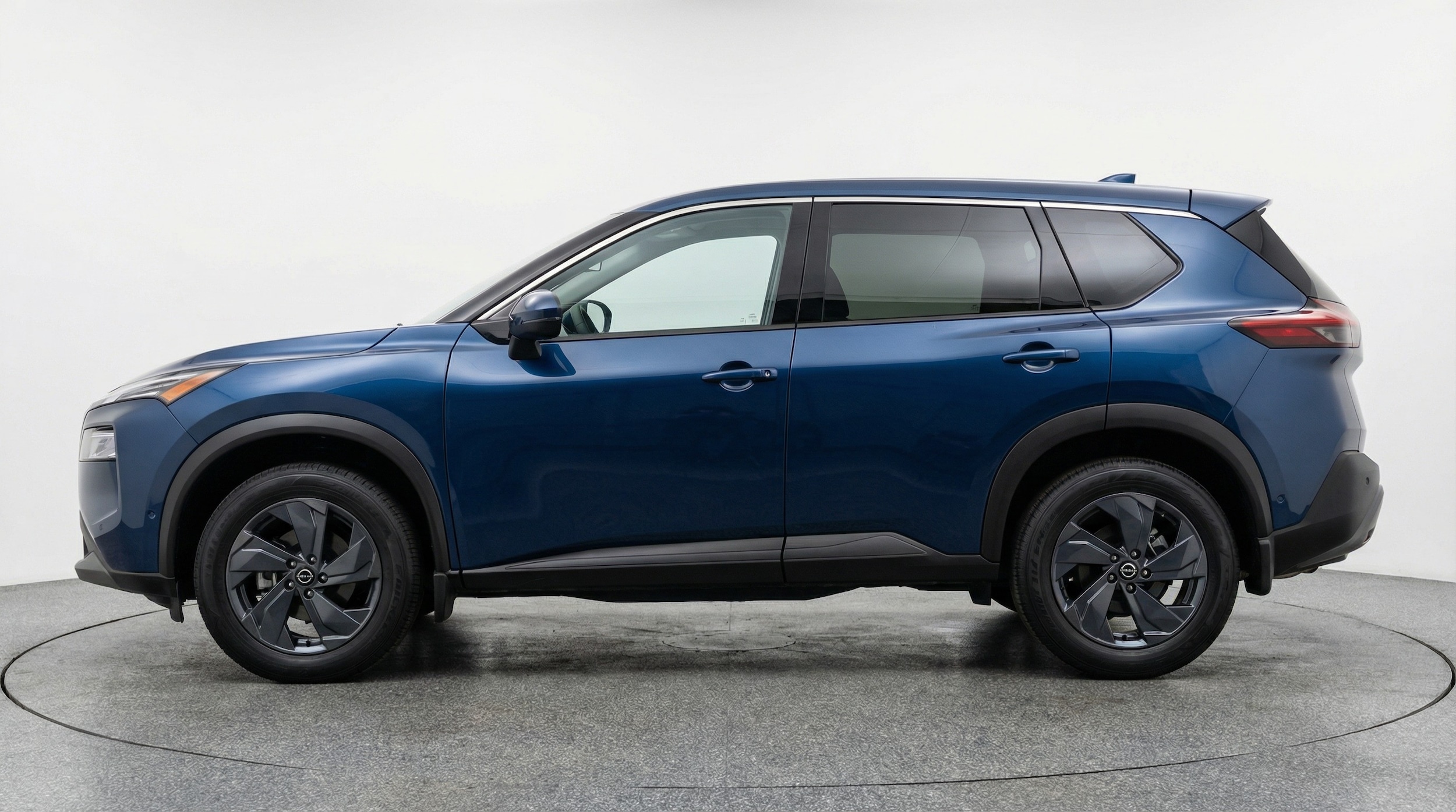 Thumbnail: 2025 Nissan Rogue - 4