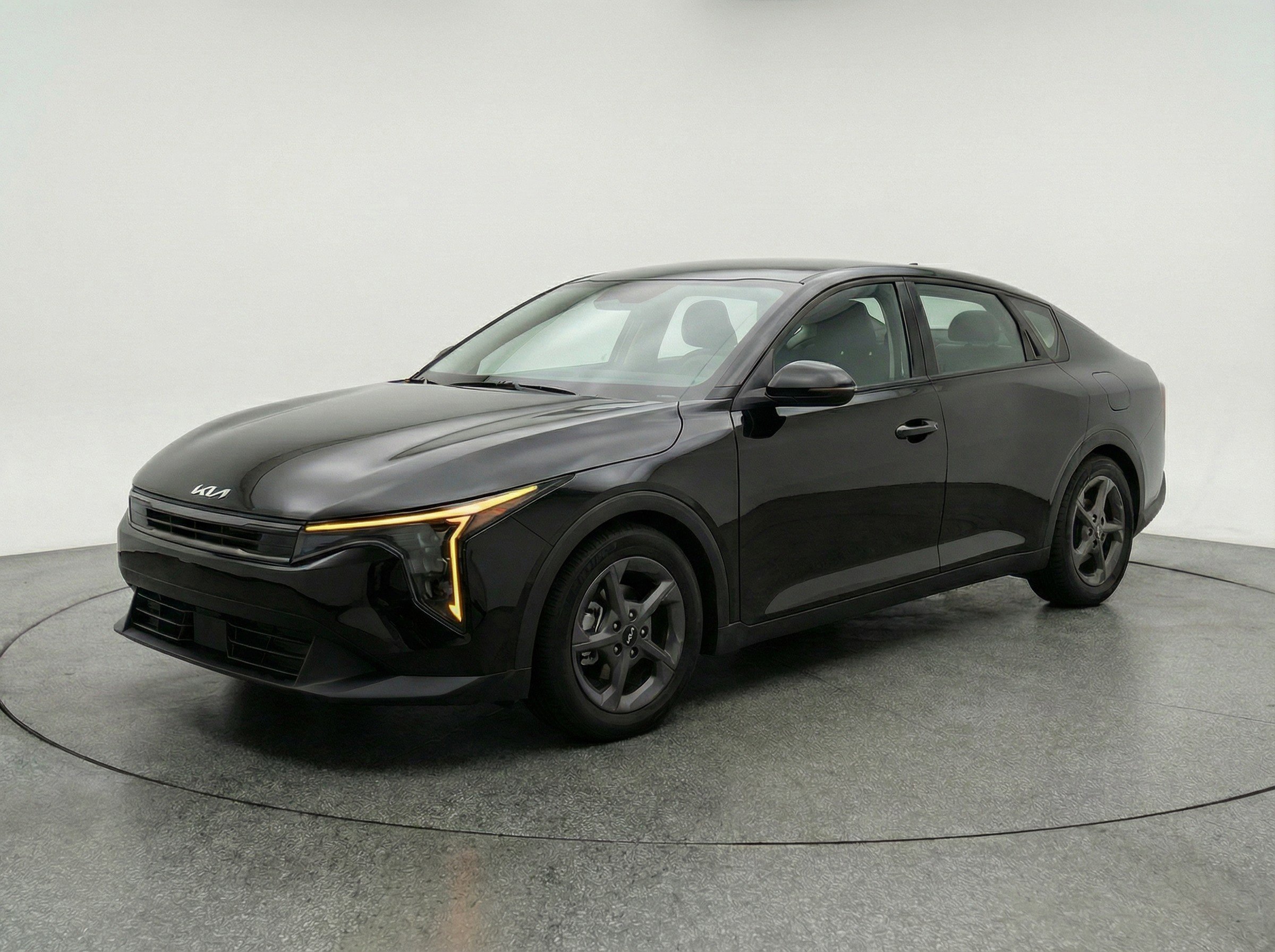 Thumbnail: 2025 Kia K4 - 3