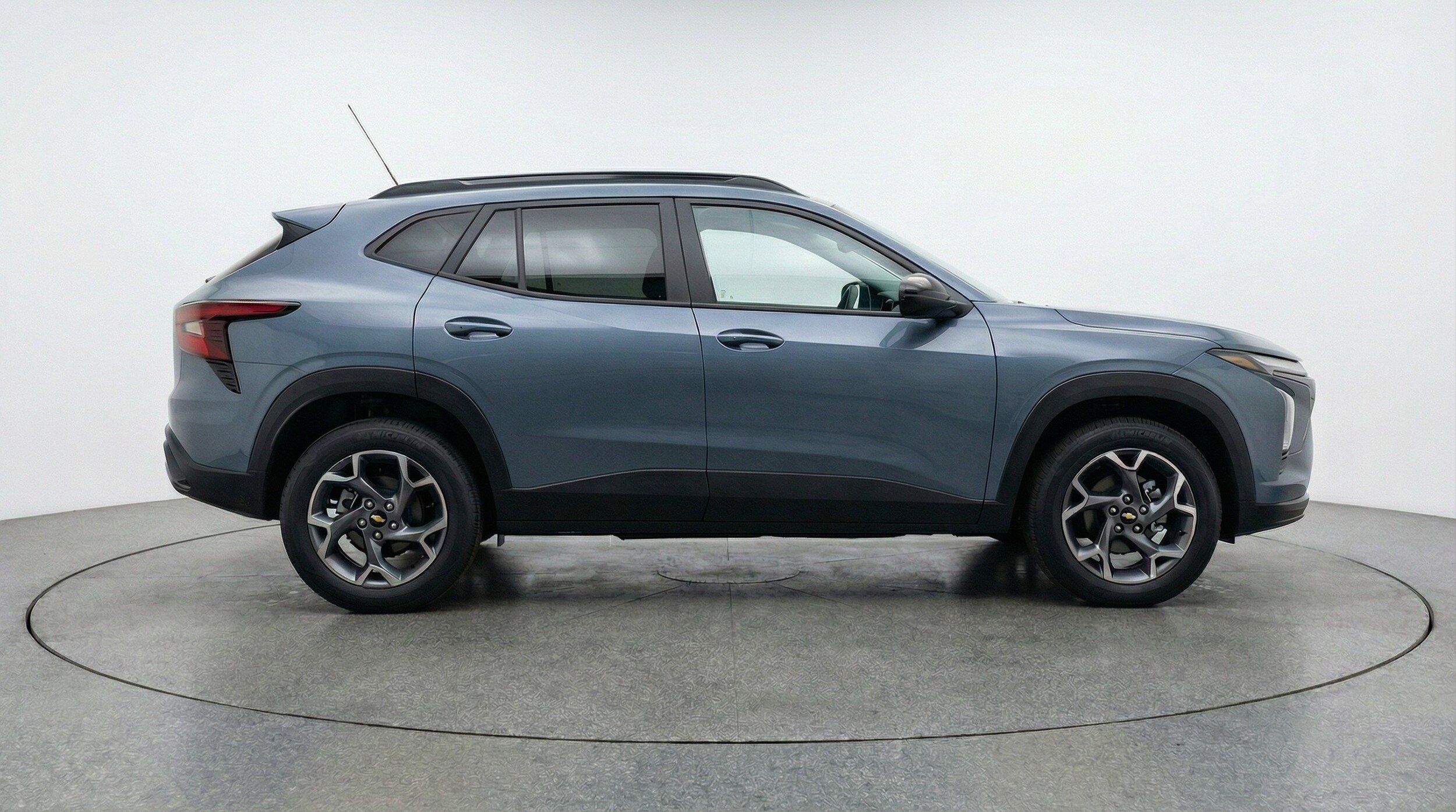 Thumbnail: 2025 Chevrolet Trax - 11