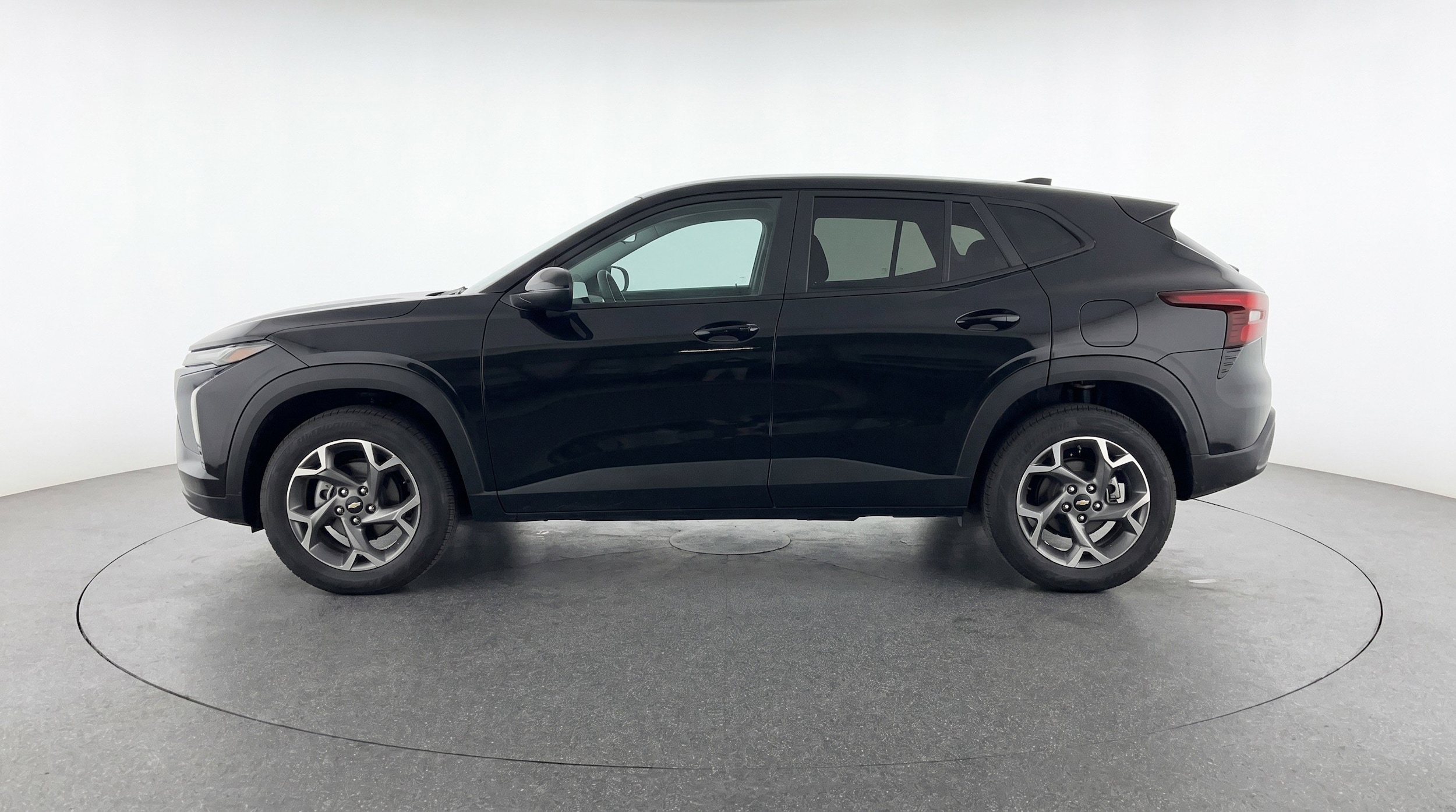 Thumbnail: 2025 Chevrolet Trax - 5