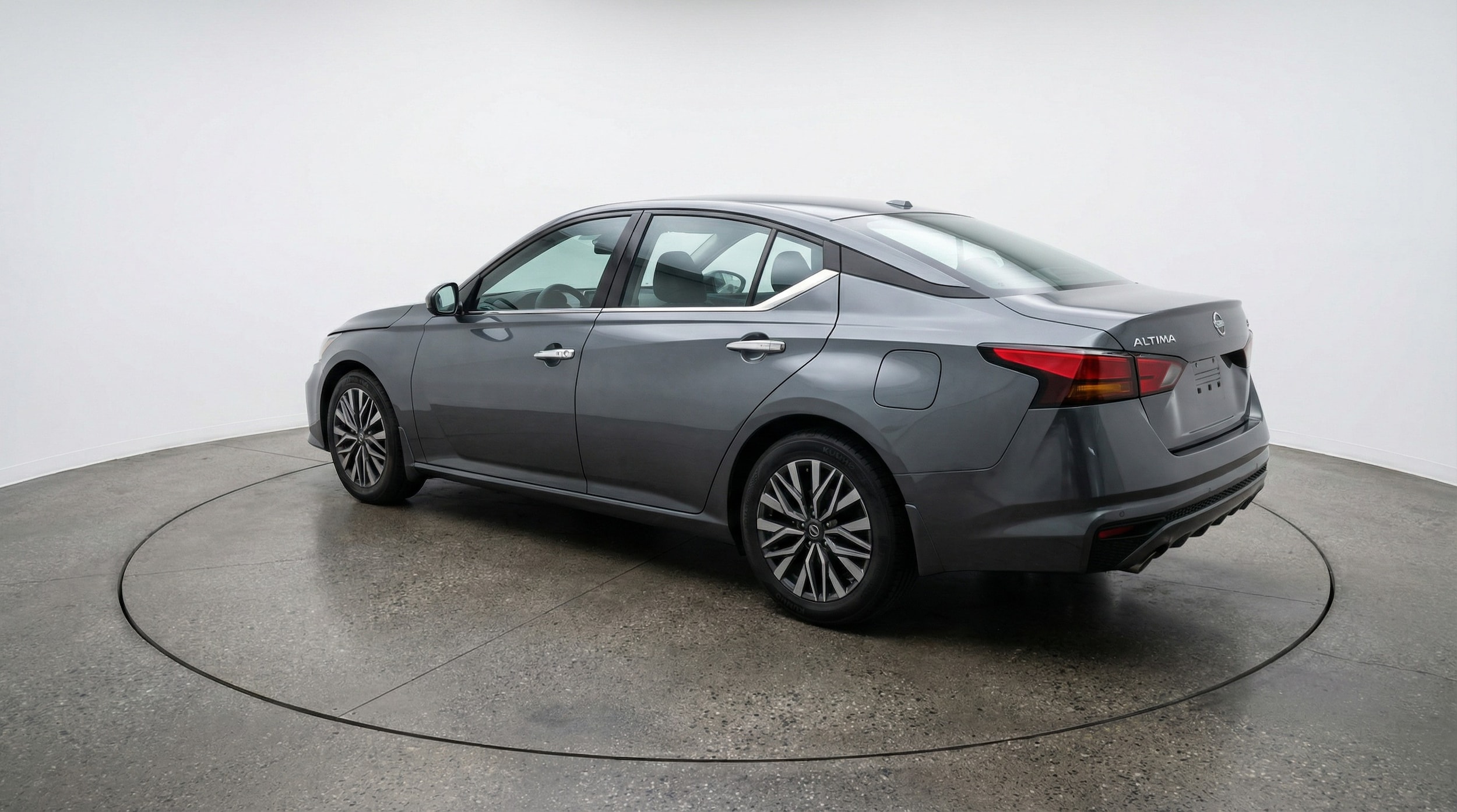 Thumbnail: 2025 Nissan Altima - 5