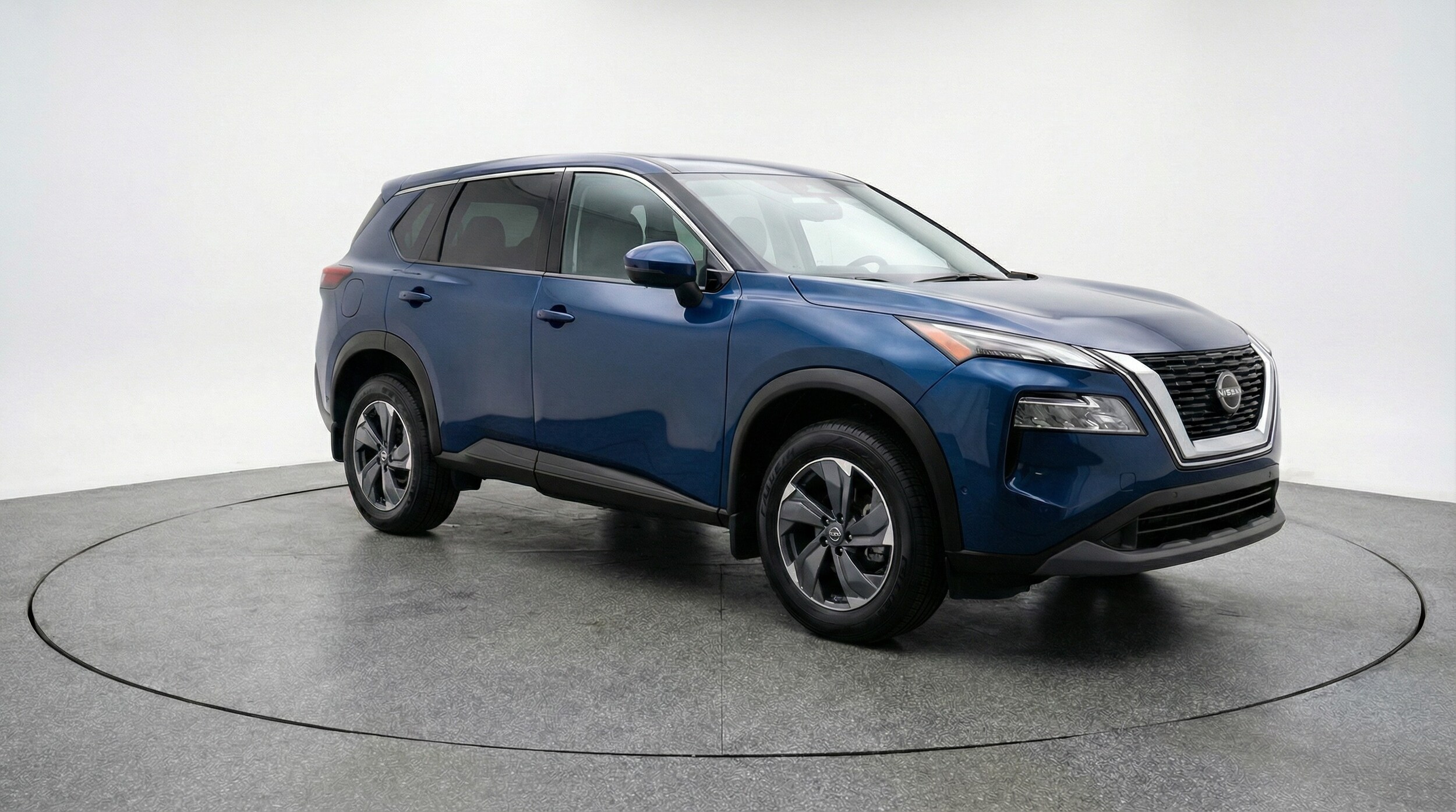 Thumbnail: 2025 Nissan Rogue - 1