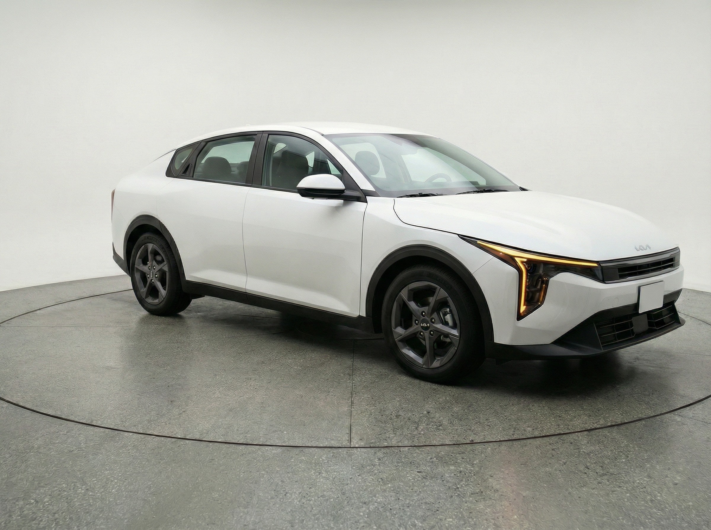 Thumbnail: 2025 Kia K4 - 1