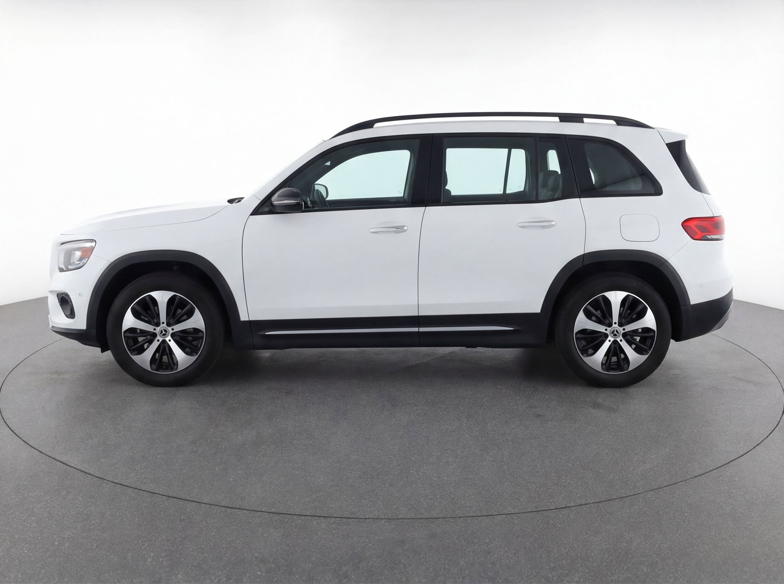 Thumbnail: 2025 Mercedes-Benz GLB - 5