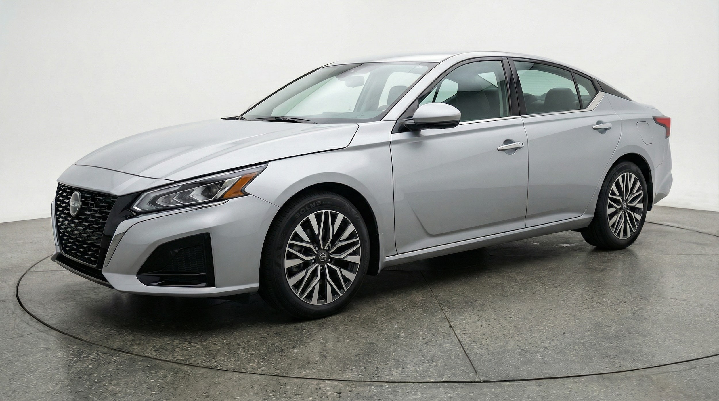 Thumbnail: 2025 Nissan Altima - 3