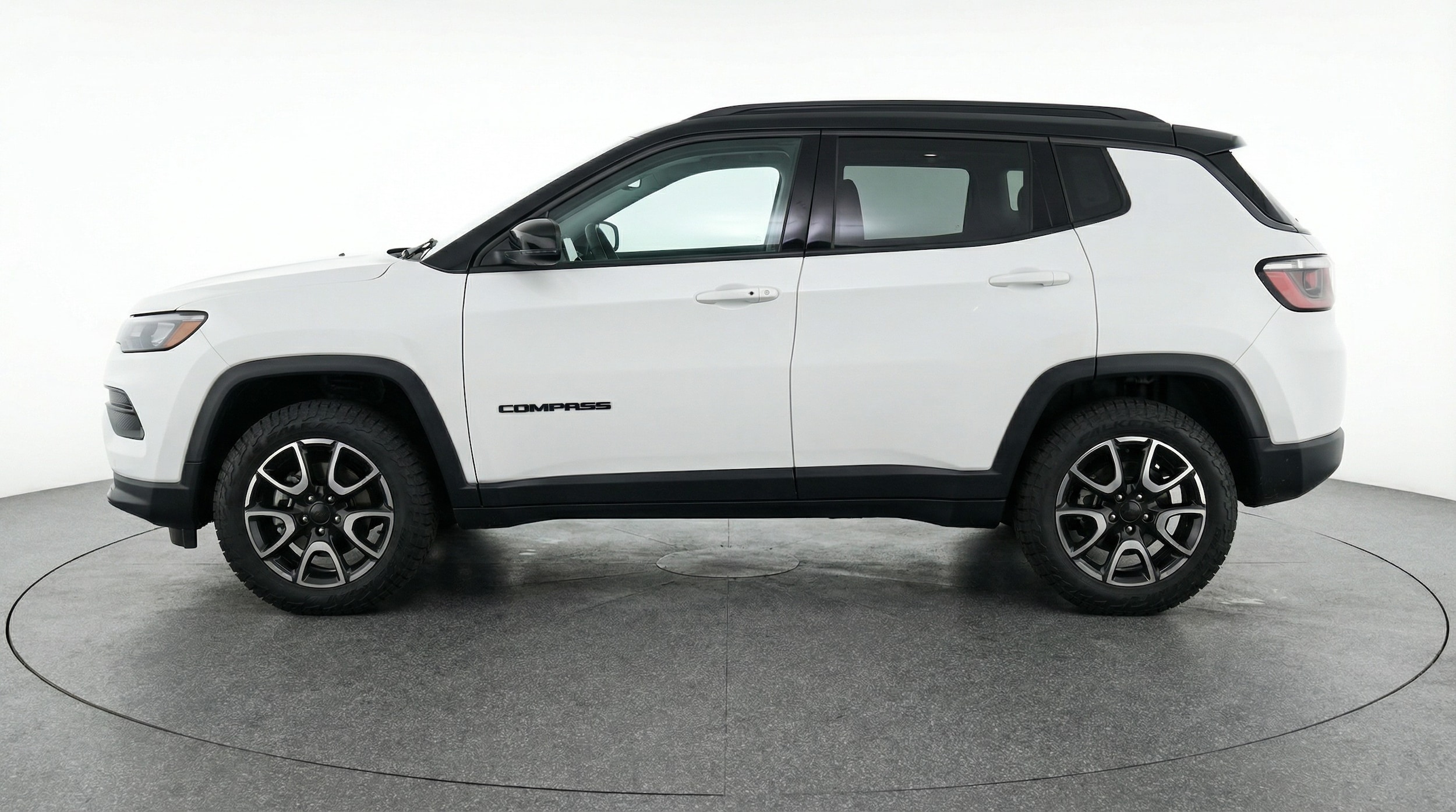 Thumbnail: 2025 Jeep Compass - 4